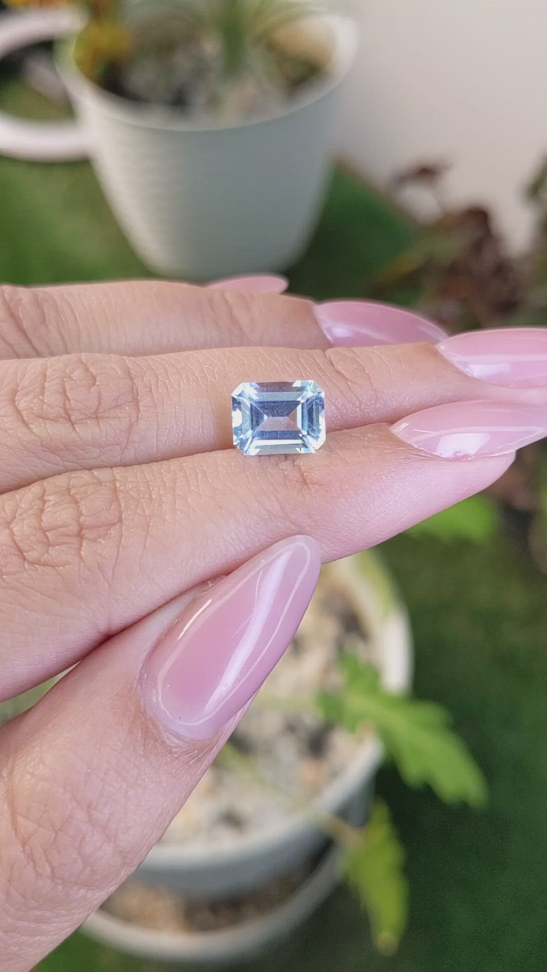 2.57 Ct. Topaz from Ceylon (Sri Lanka) Size Video