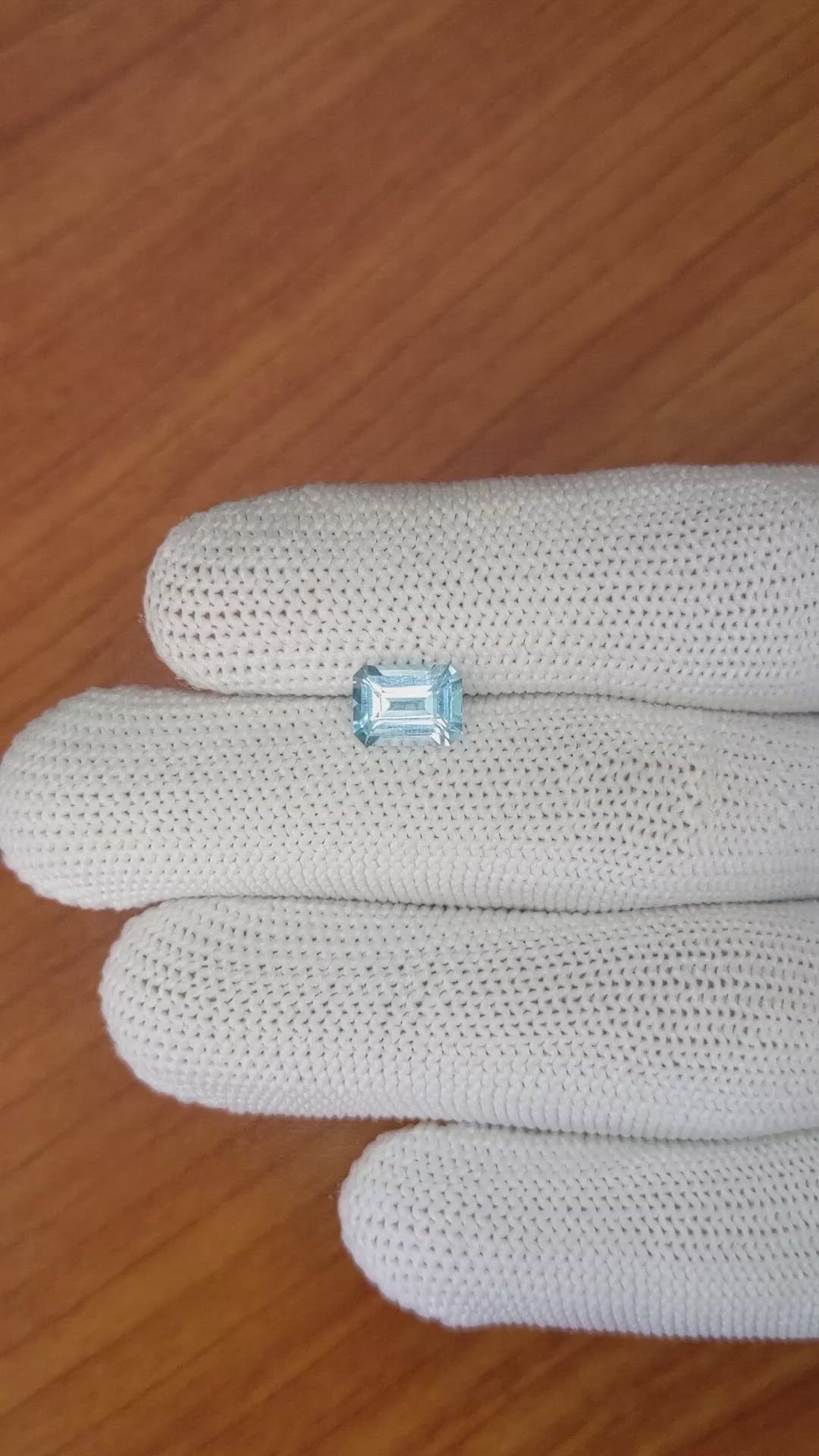 1.75 Ct. Topaz from Ceylon (Sri Lanka) Size Video