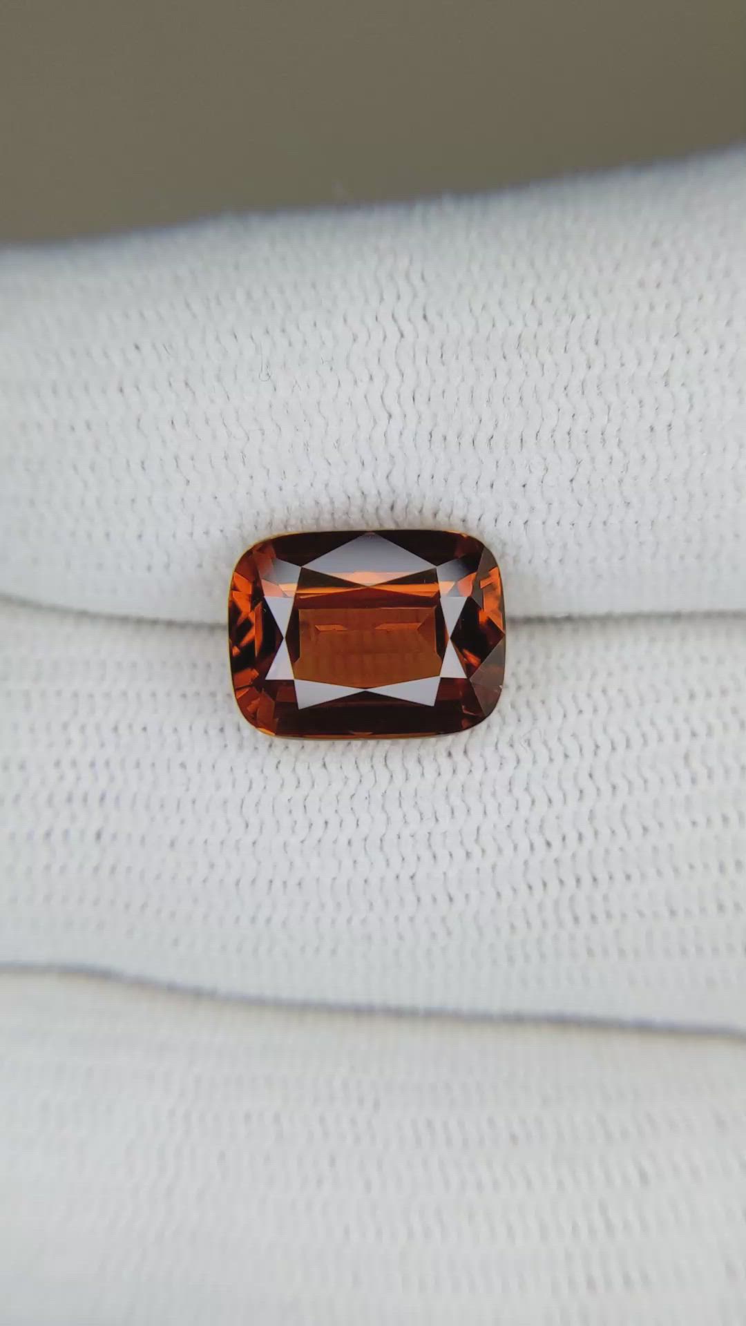 6.07 Ct. Spessartite Garnet from Ceylon (Sri Lanka) Size Video