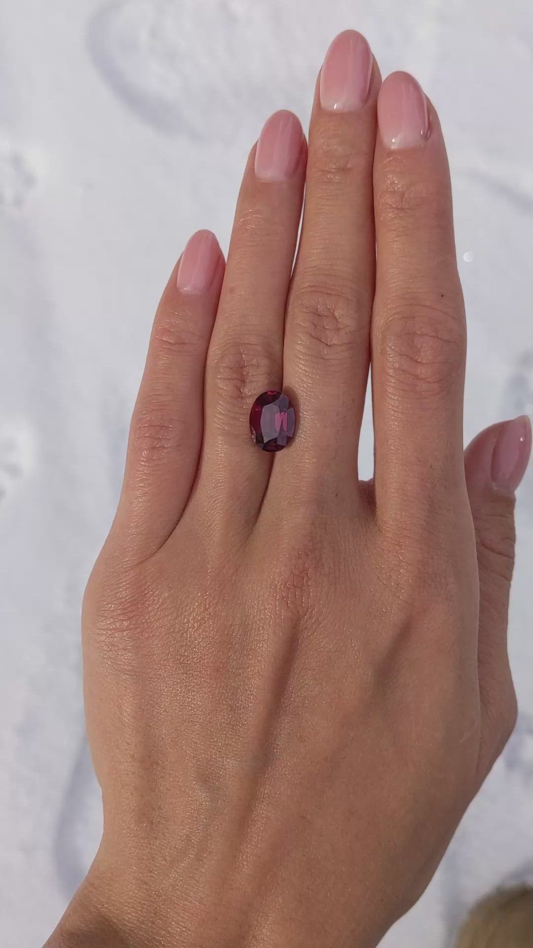 4.52 Ct. Spinel from Ceylon (Sri Lanka) Size Video