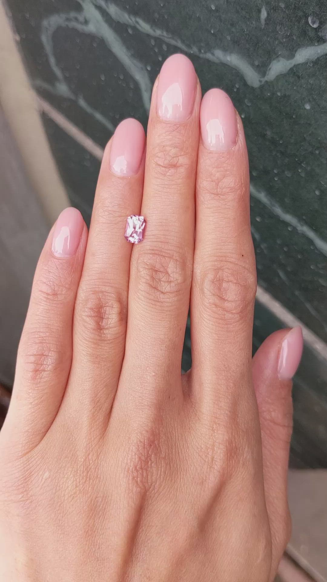 1.00 Ct. Spinel from Ceylon (Sri Lanka) Size Video