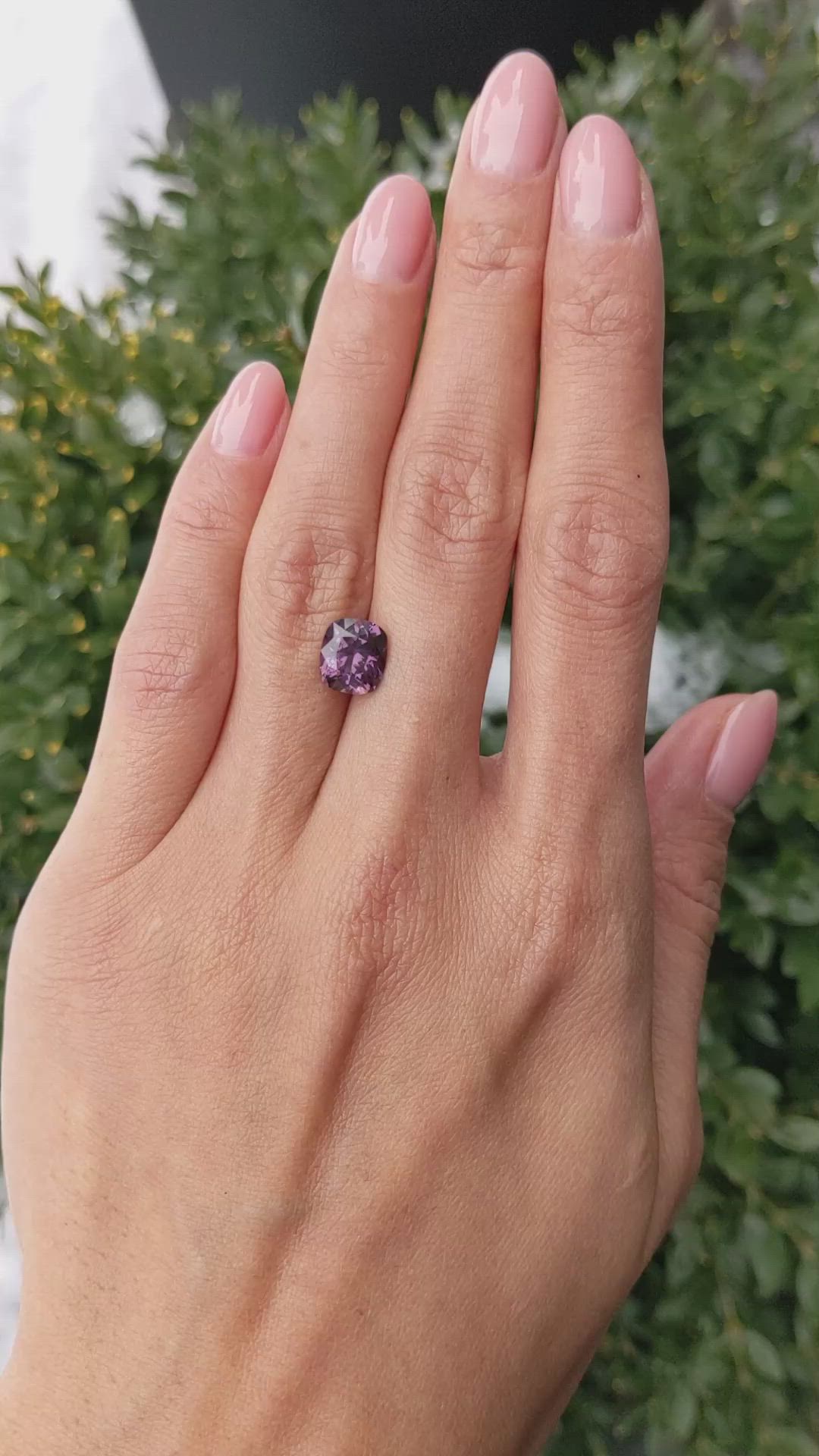 2.56 Ct. Spinel from Ceylon (Sri Lanka) Size Video