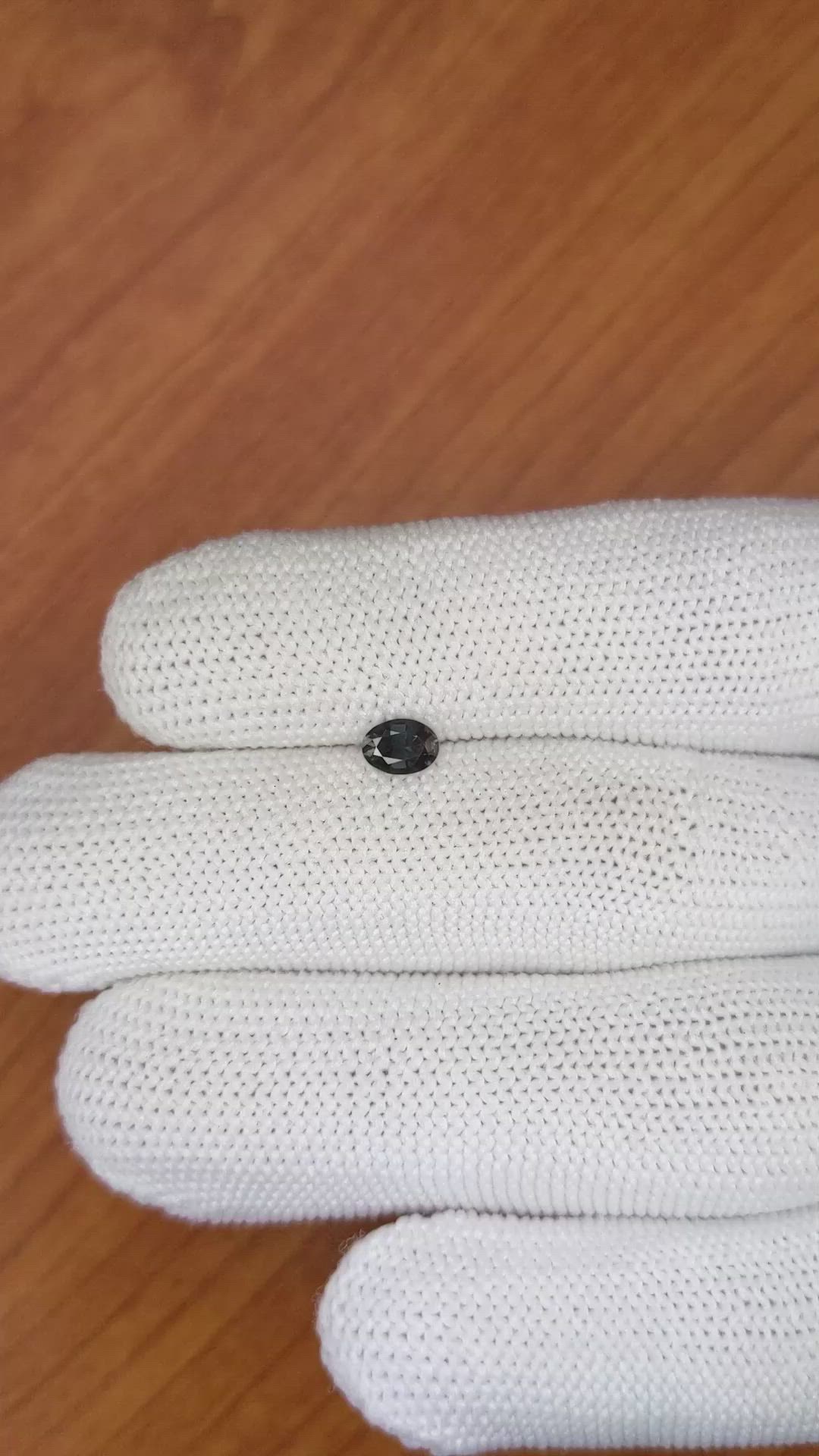 0.50 Ct. Alexandrite from Ceylon (Sri Lanka) Size Video