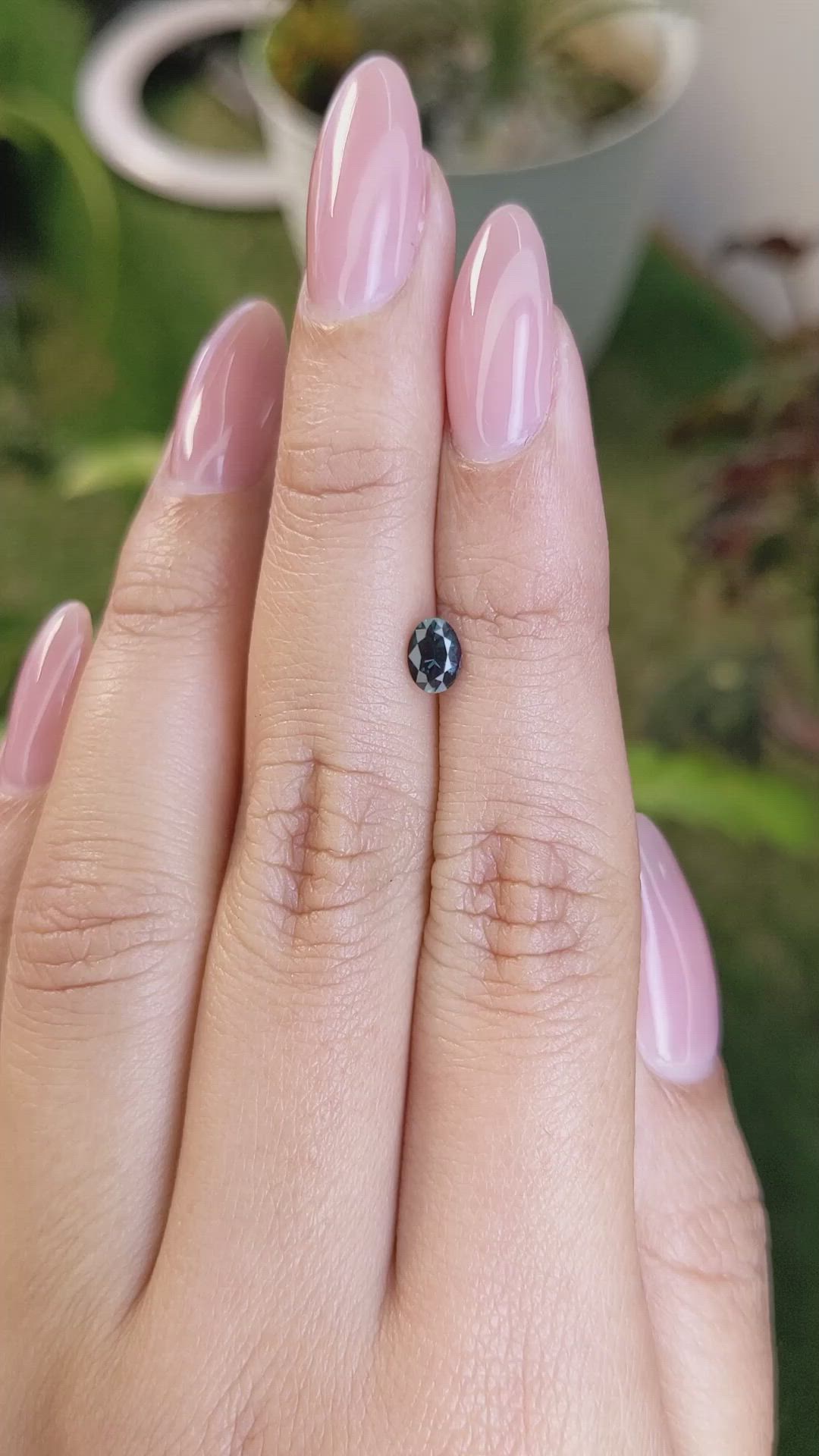 0.50 Ct. Alexandrite from Ceylon (Sri Lanka) Size Video