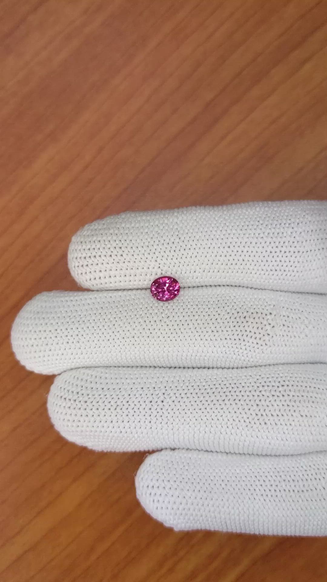 0.67 Ct. Spinel from Ceylon (Sri Lanka) Size Video