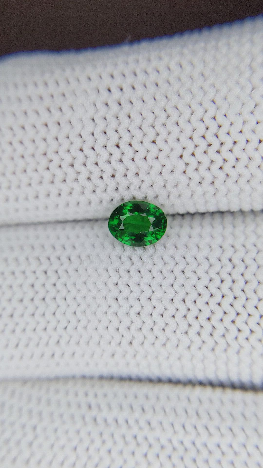 0.75 Ct. Tsavorite Garnet from Kenya Size Video