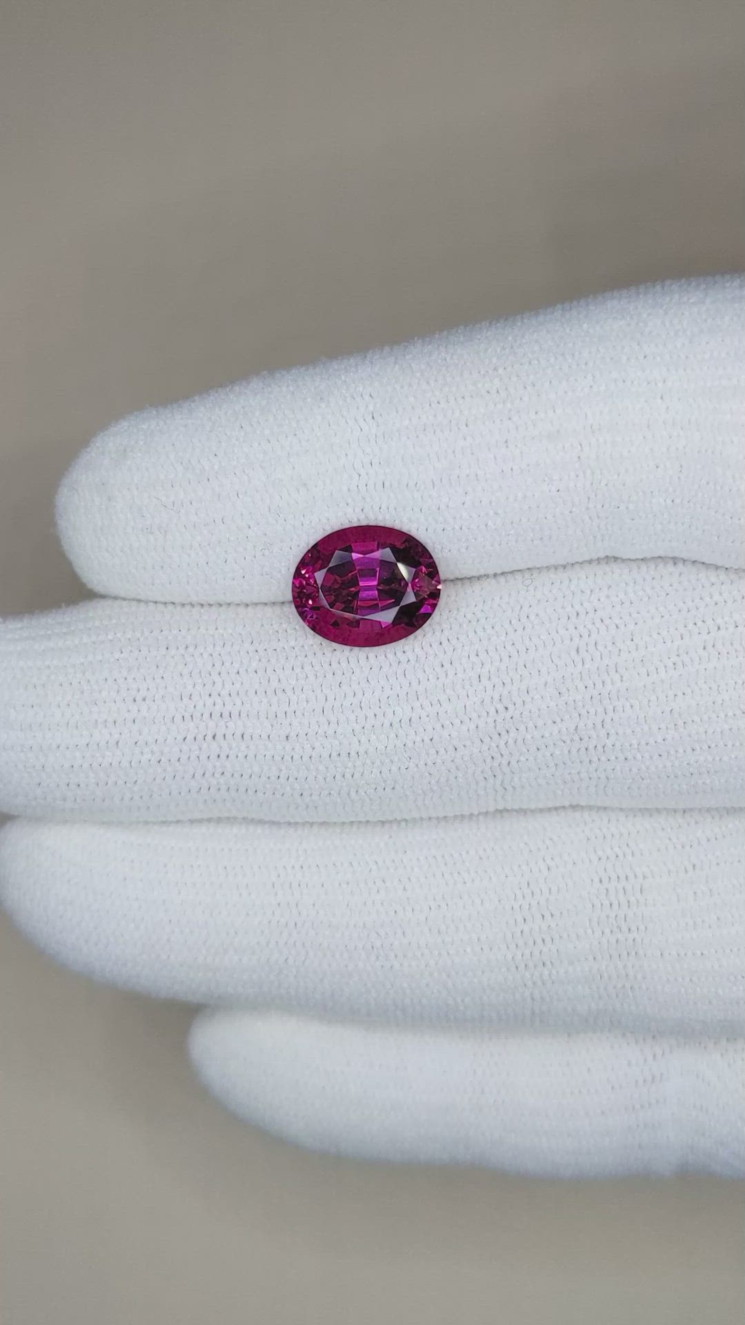 3.84 Ct. Rhodolite Garnet from Tanzania Size Video