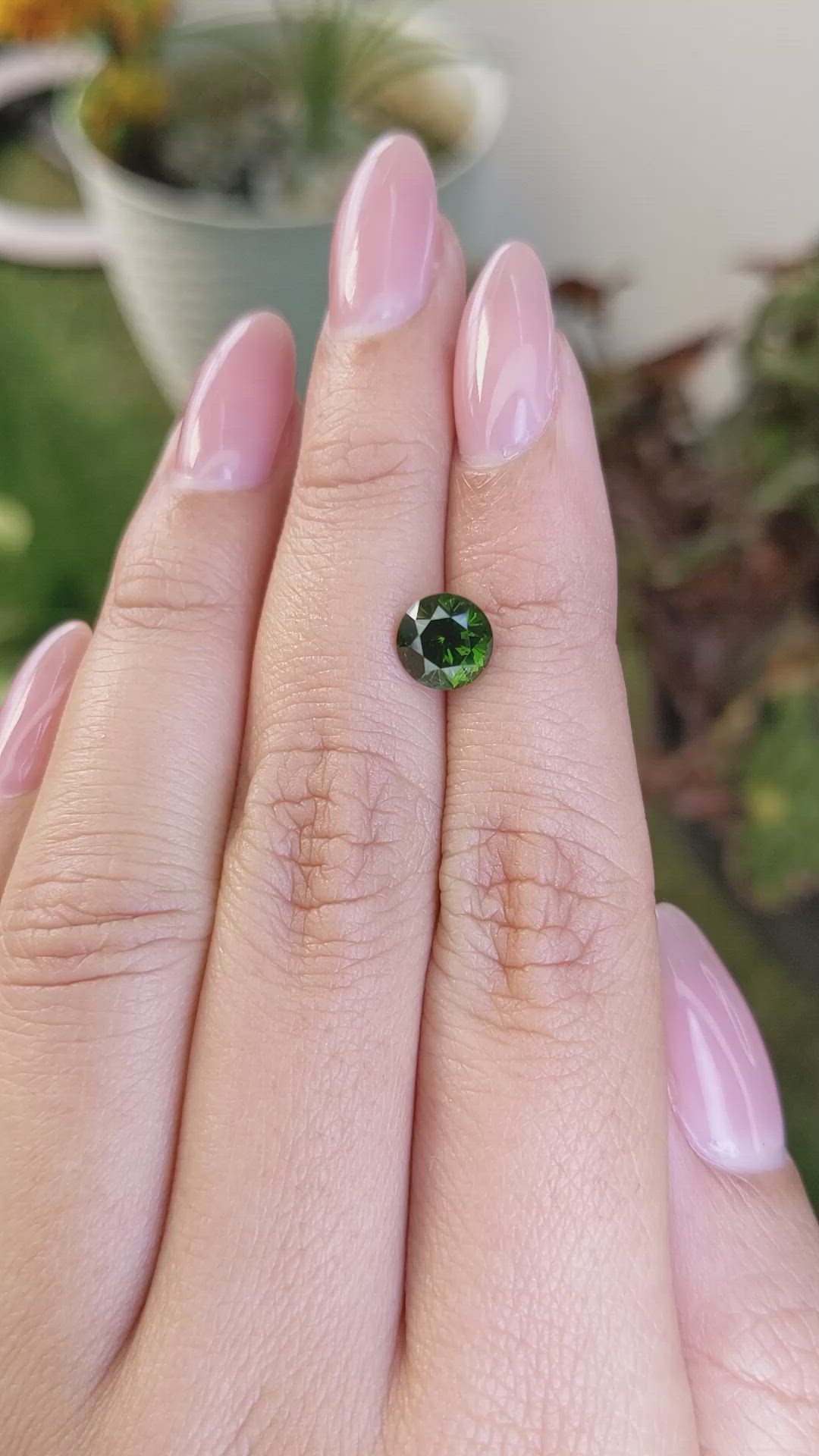 1.79 Ct. Zircon from Ceylon (Sri Lanka) Size Video