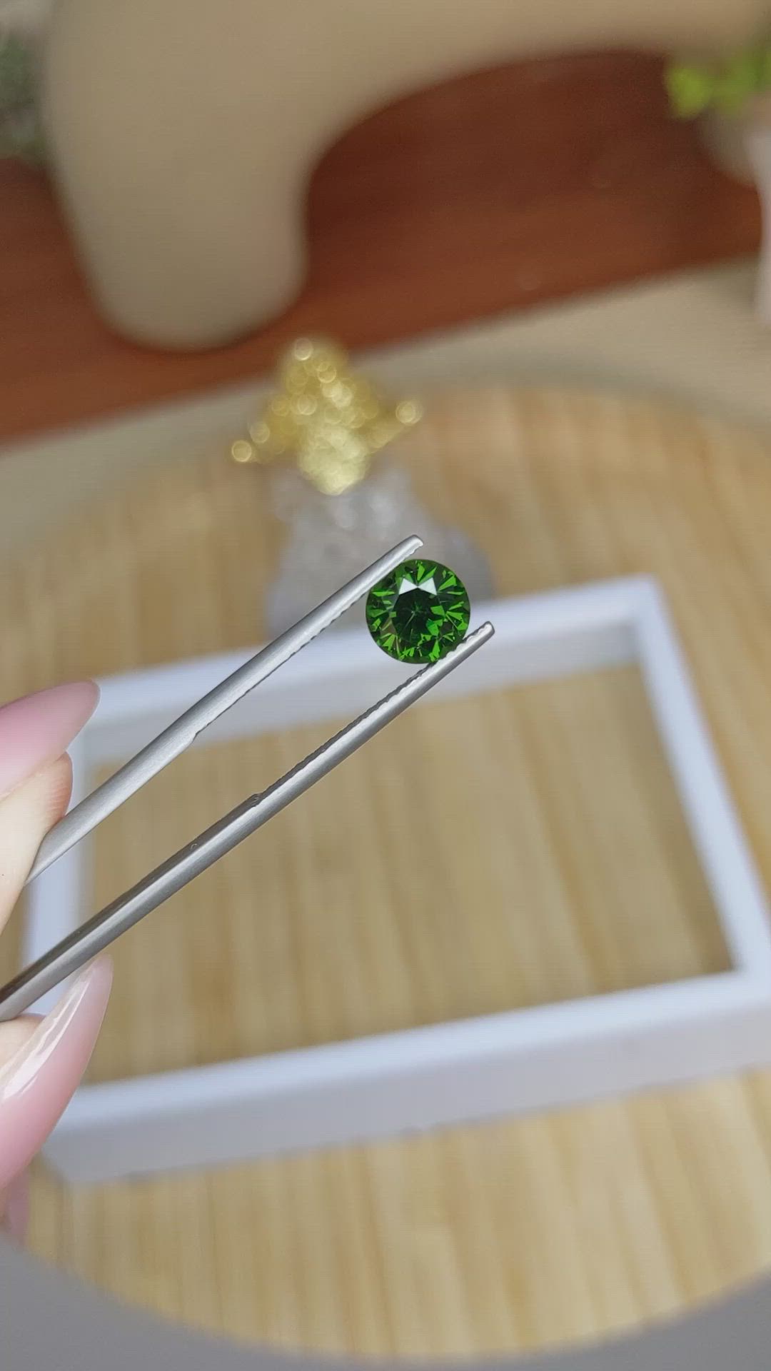 1.79 Ct. Zircon from Ceylon (Sri Lanka) Size Video