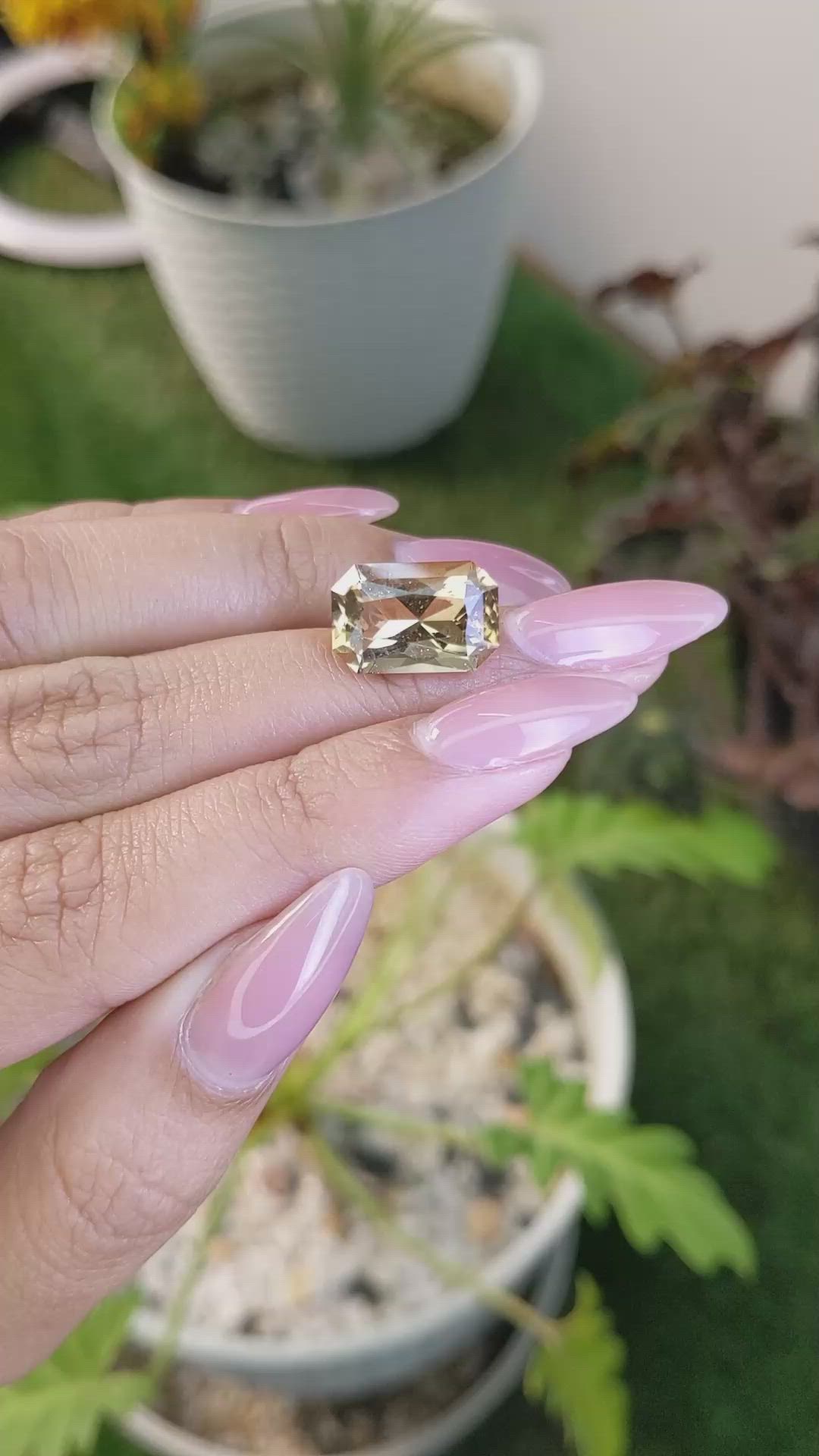 5.32 Ct. Citrine from Ceylon (Sri Lanka) Size Video