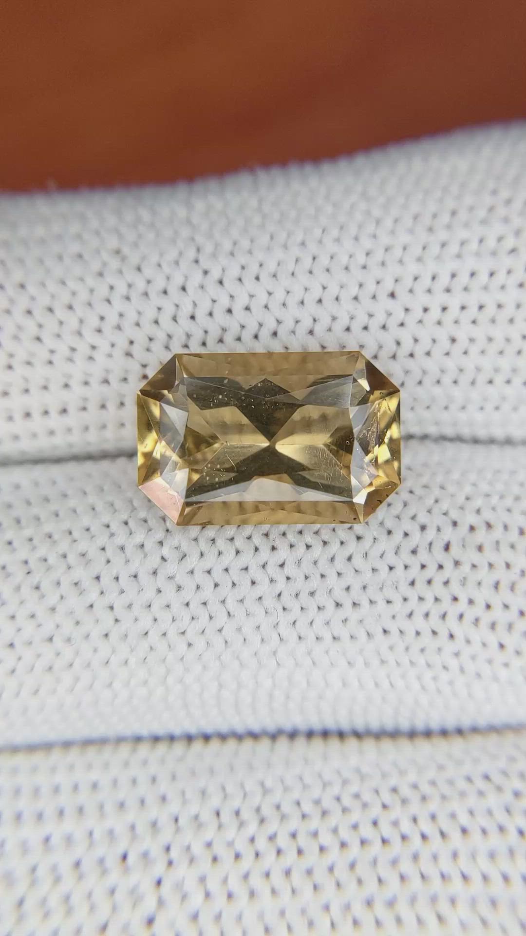 5.32 Ct. Citrine from Ceylon (Sri Lanka) Size Video