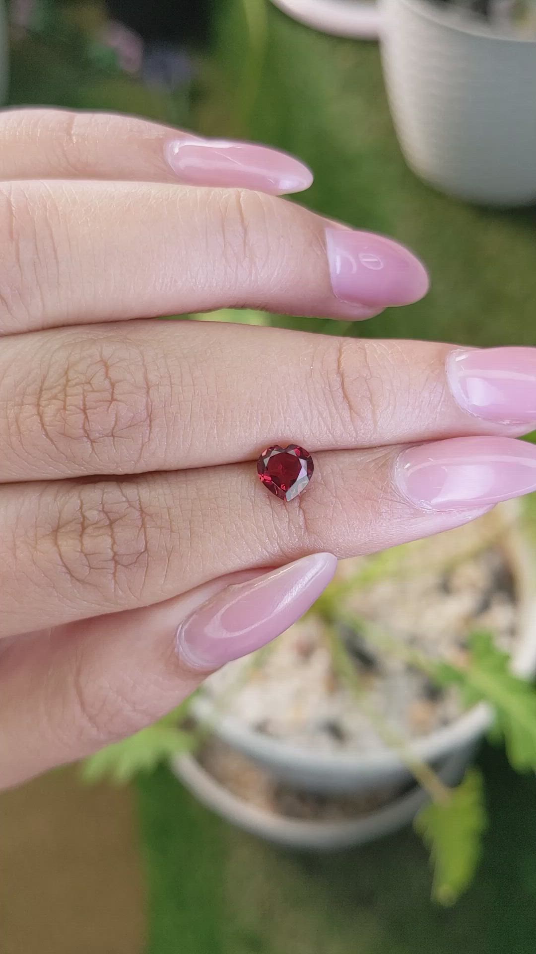 0.98 Ct. Rhodolite Garnet from Ceylon (Sri Lanka) Size Video