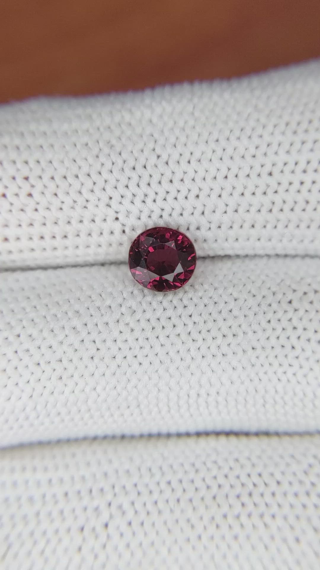 1.40 Ct. Rhodolite Garnet from Ceylon (Sri Lanka) Size Video