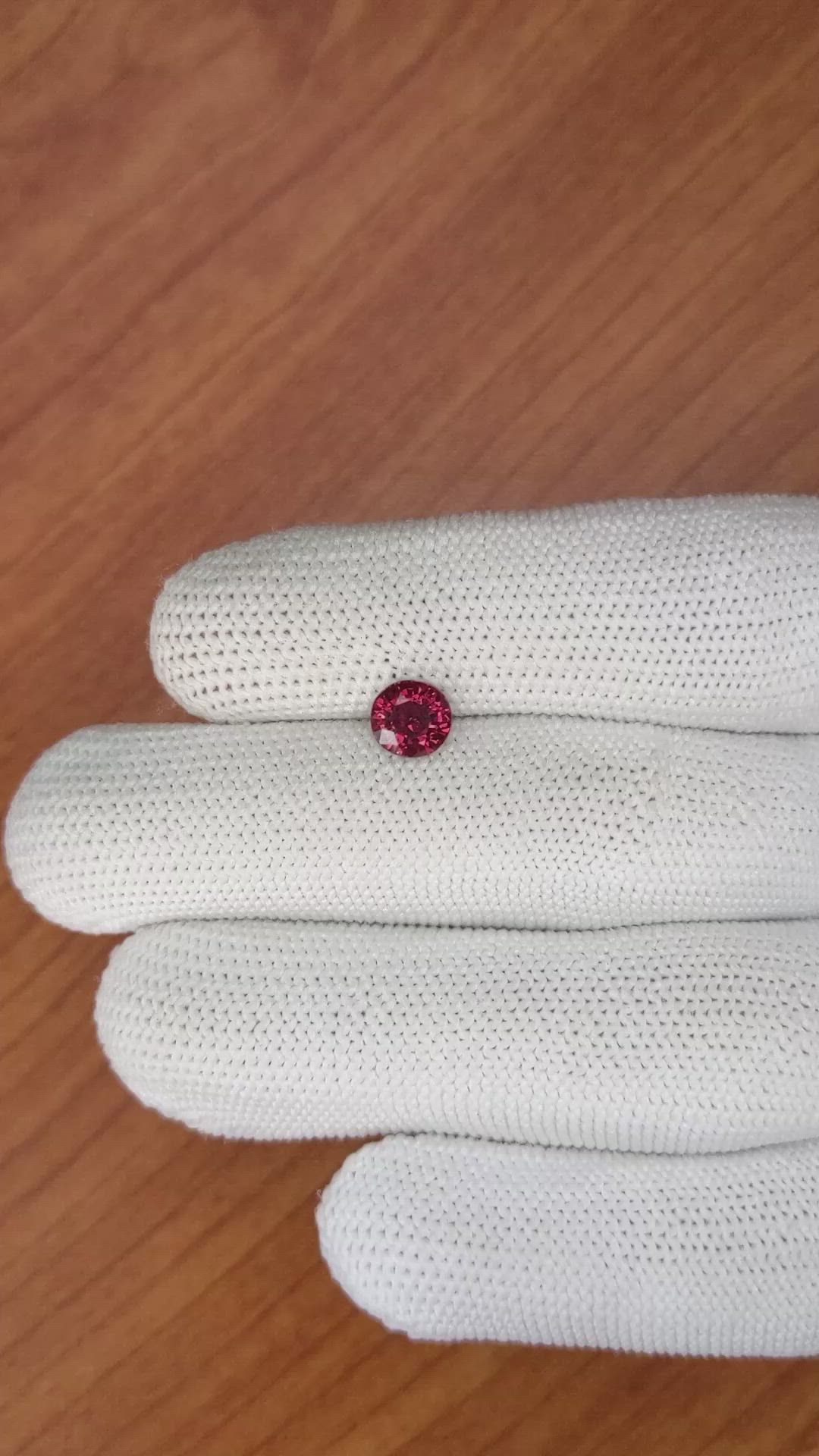 1.40 Ct. Rhodolite Garnet from Ceylon (Sri Lanka) Size Video