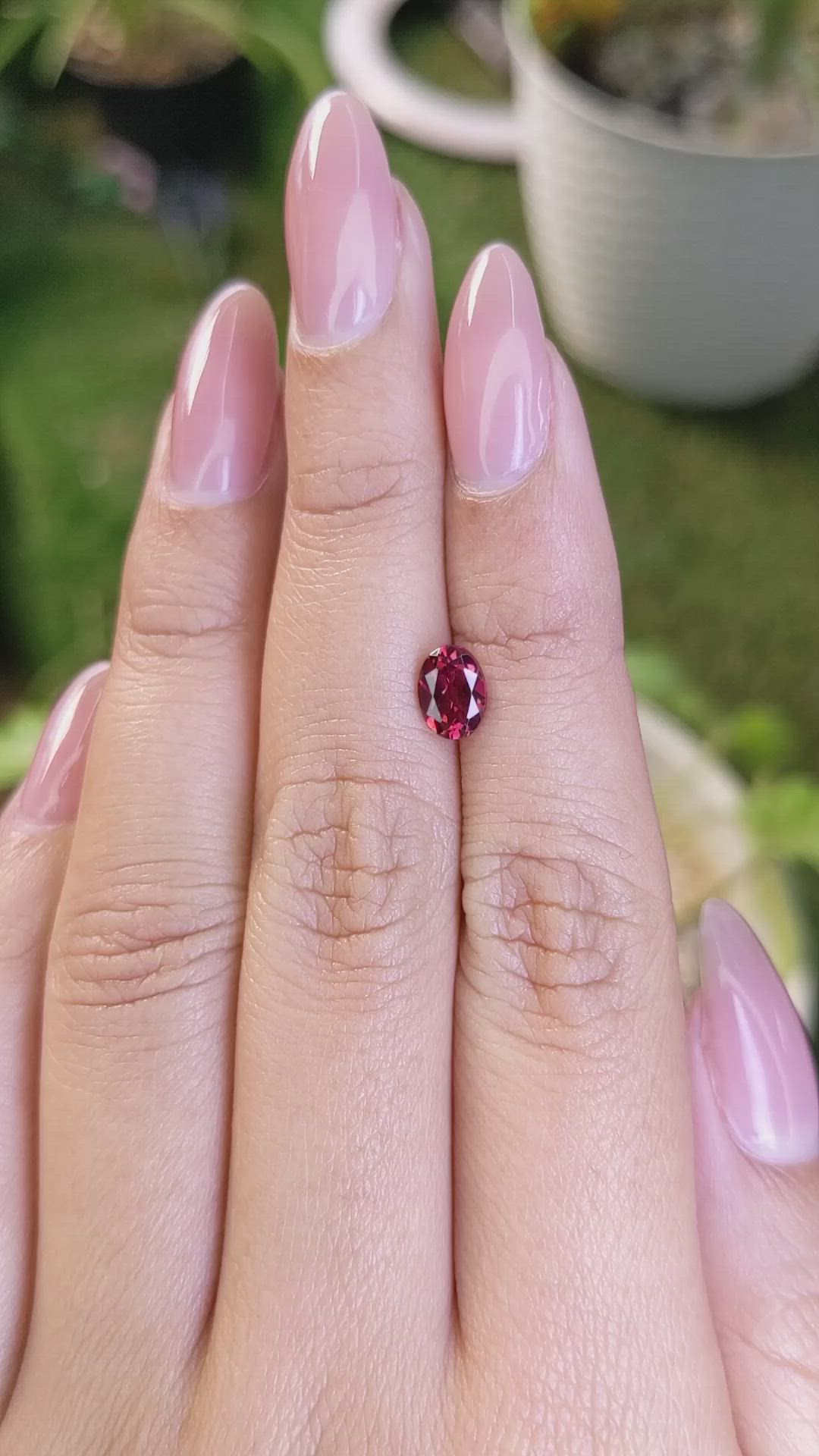 0.98 Ct. Rhodolite Garnet from Ceylon (Sri Lanka) Size Video
