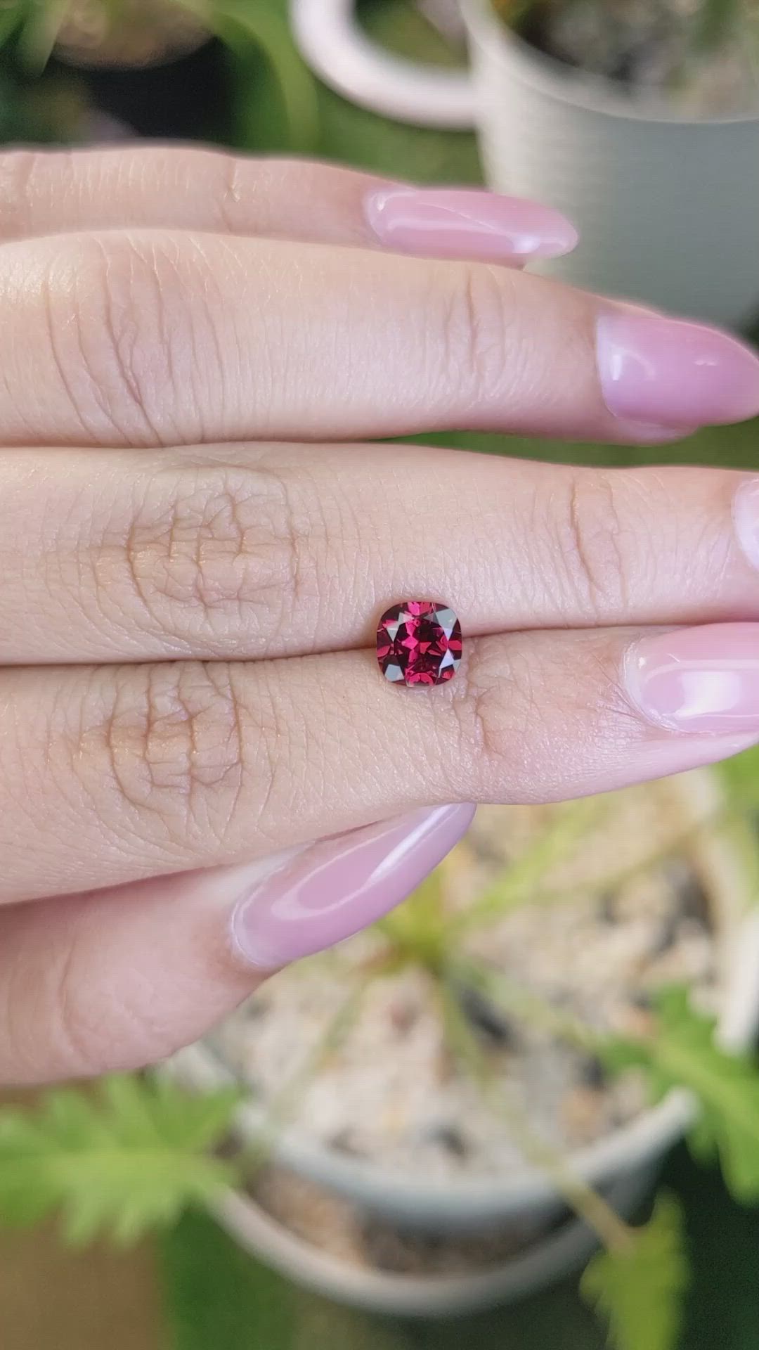 1.33 Ct. Rhodolite Garnet from Ceylon (Sri Lanka) Size Video