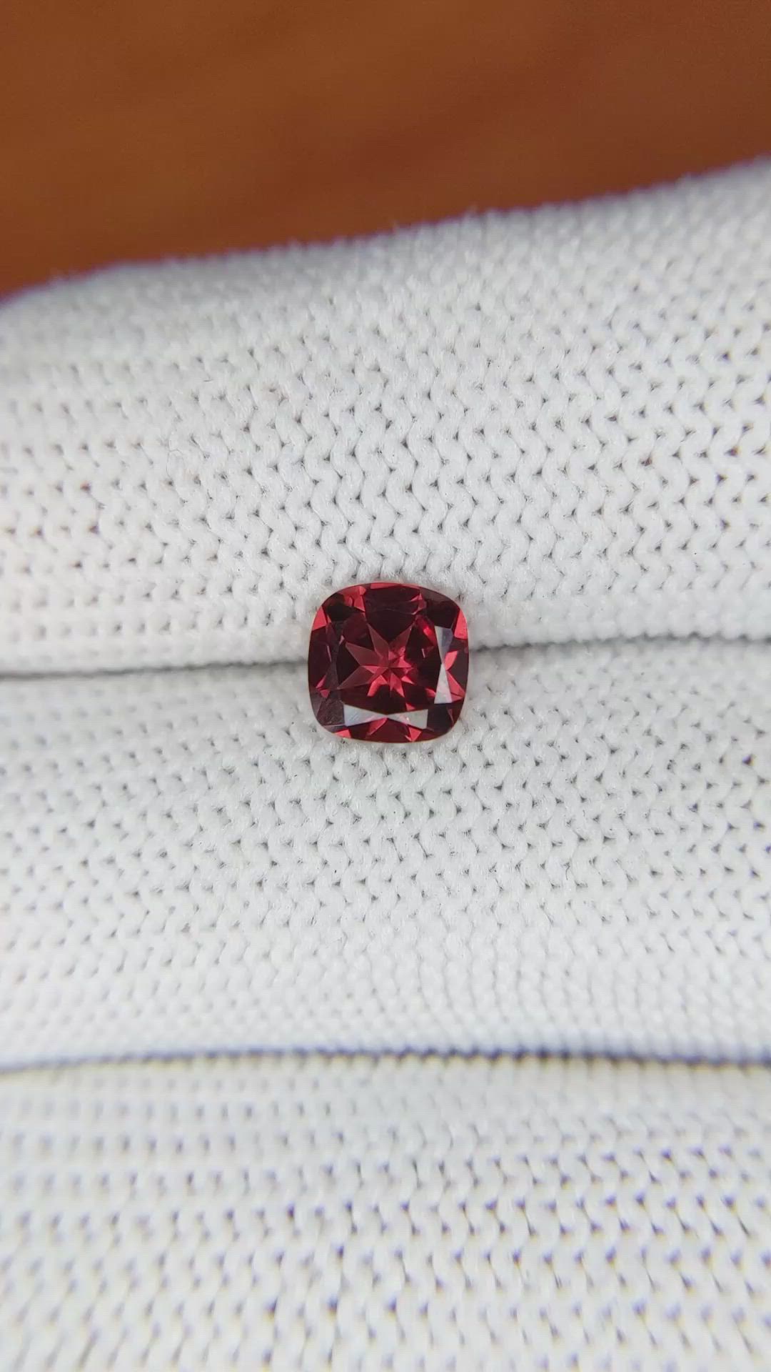 1.14 Ct. Rhodolite Garnet from Ceylon (Sri Lanka) Size Video