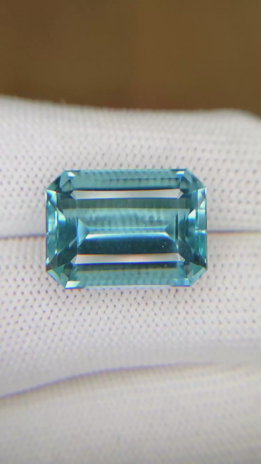 15.37 Ct. Blue Aquamarine from Brazil Size Video