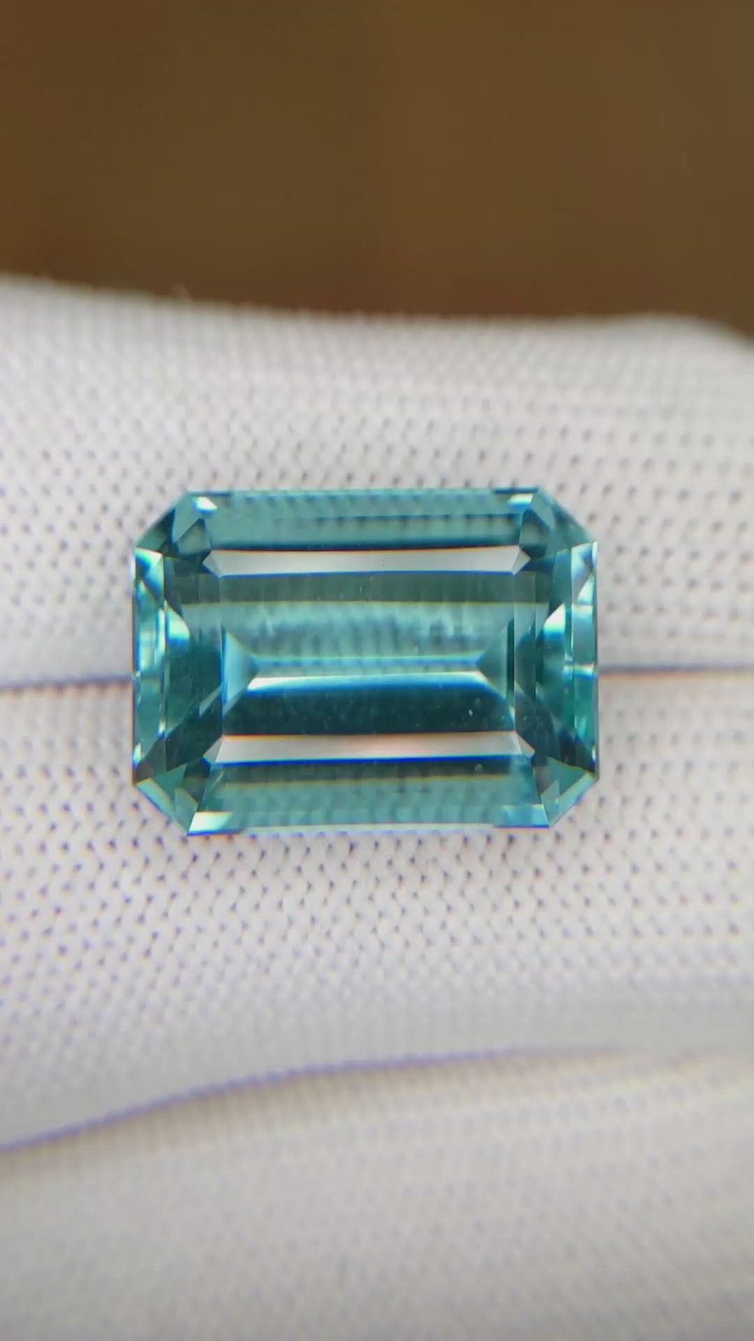 15.37 Ct. Aquamarine from Brazil Size Video