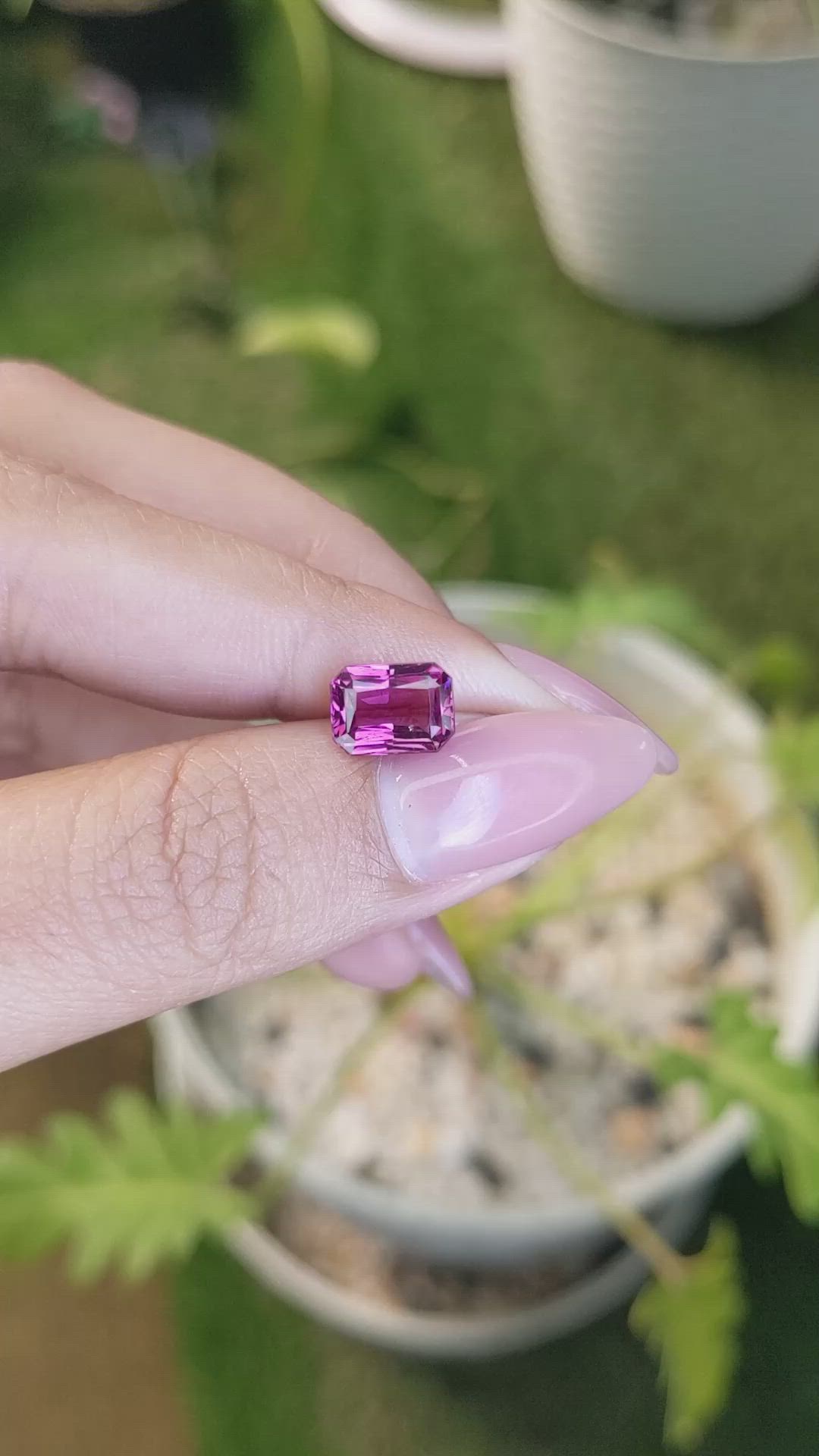 2.36 Ct. Rhodolite Garnet from Ceylon (Sri Lanka) Size Video