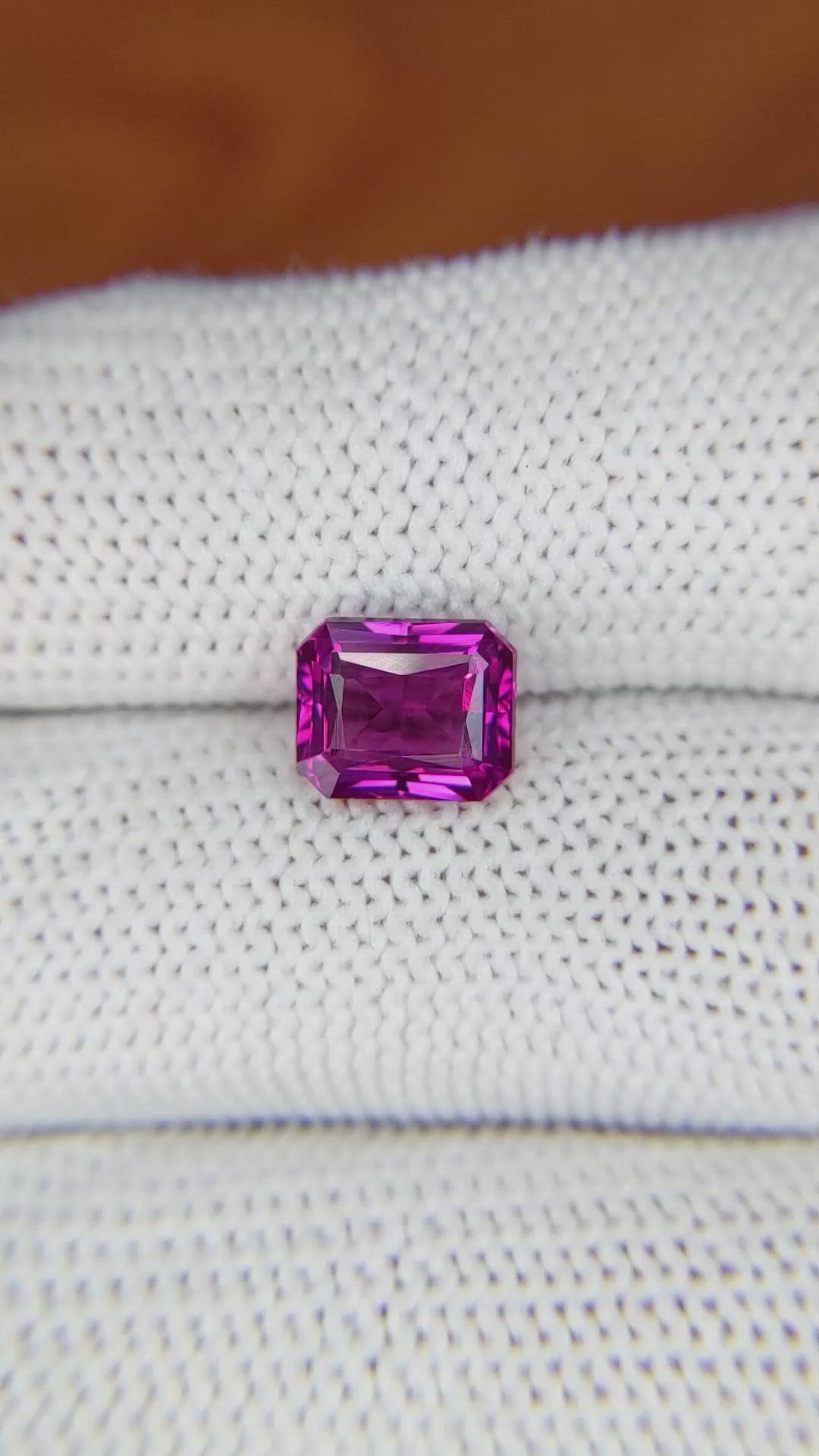 2.47 Ct. Rhodolite Garnet from Ceylon (Sri Lanka) Size Video