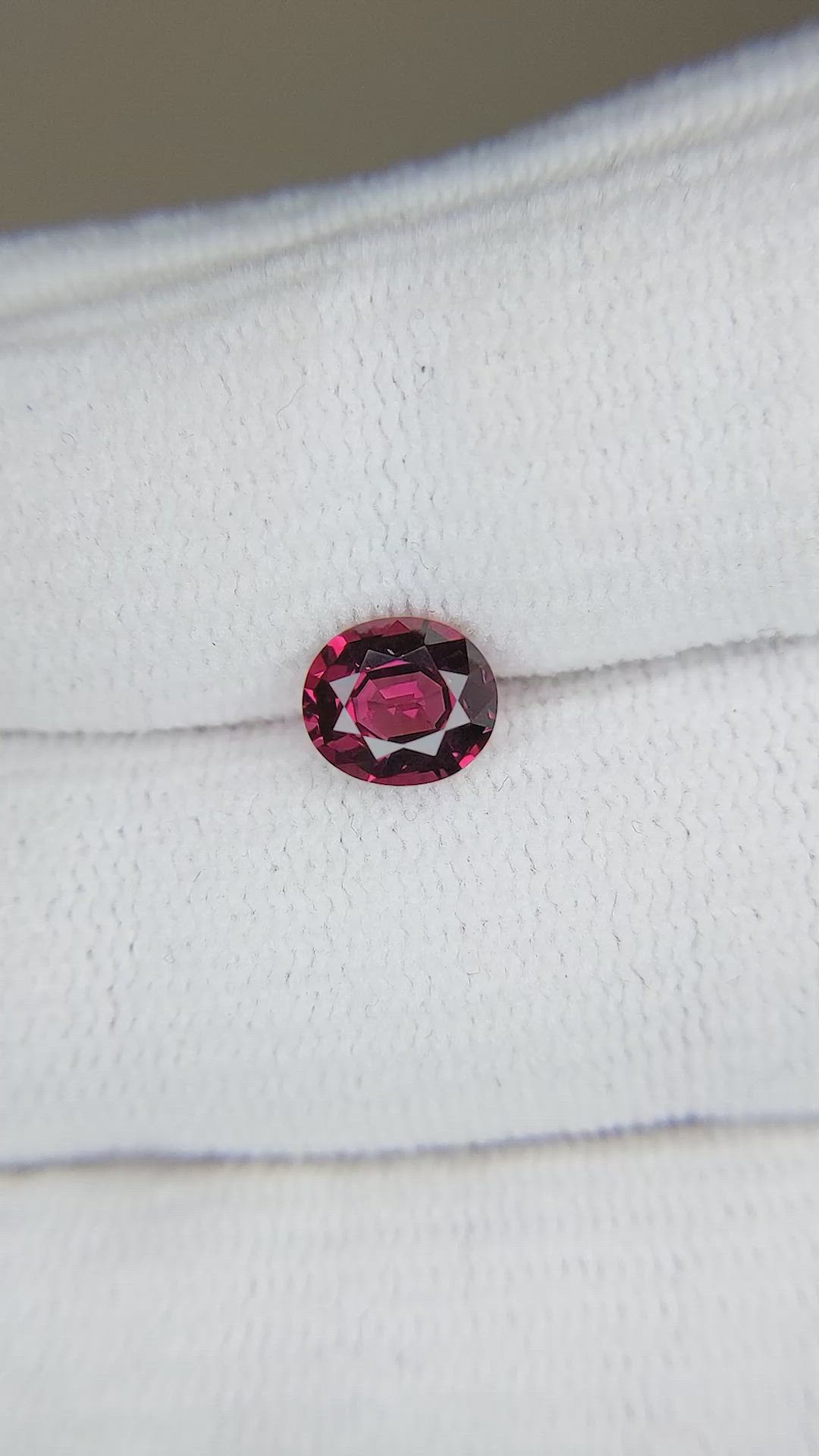 1.23 Ct. Garnet from Ceylon (Sri Lanka) Size Video