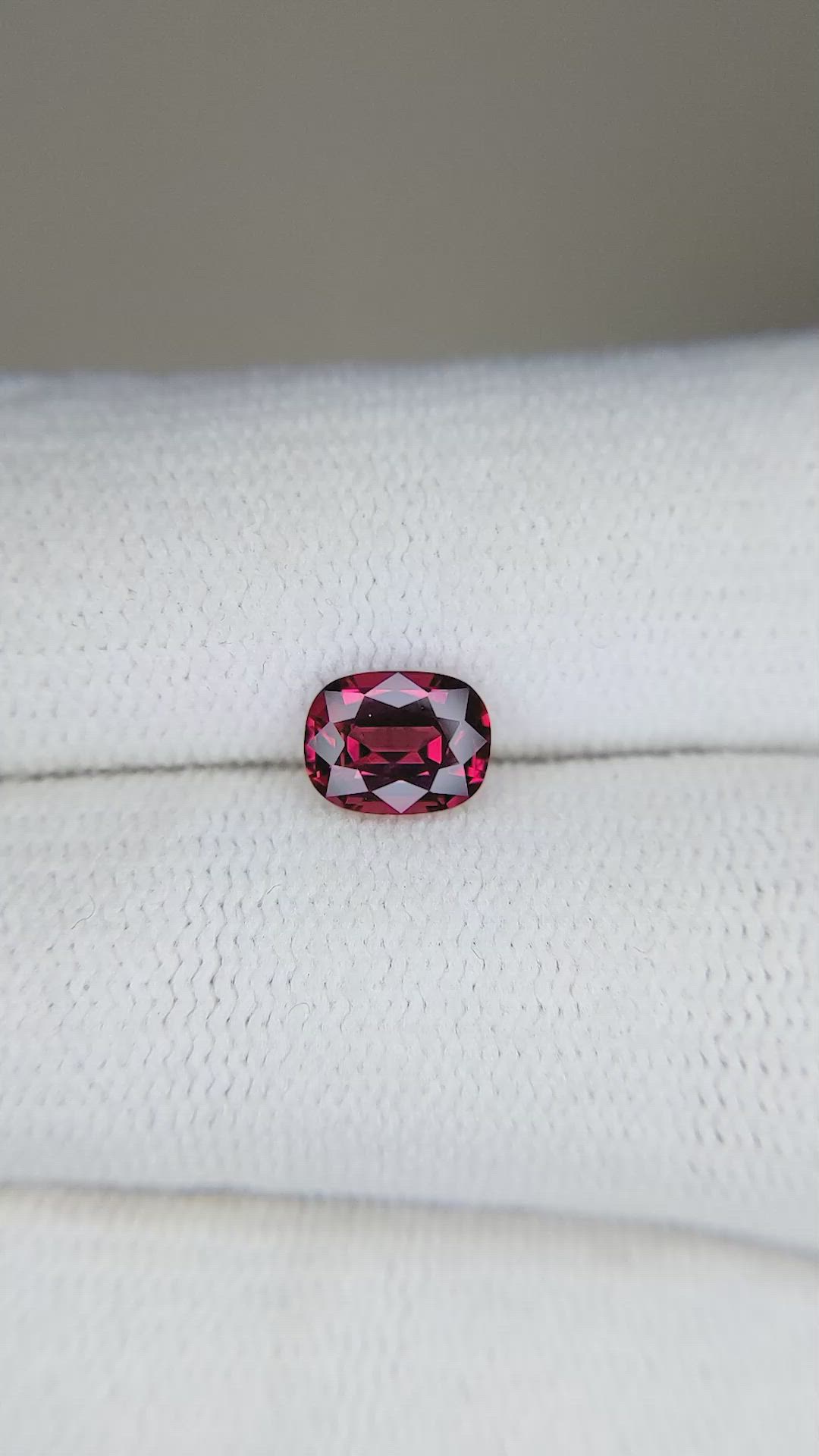 1.03 Ct. Garnet from Ceylon (Sri Lanka) Size Video