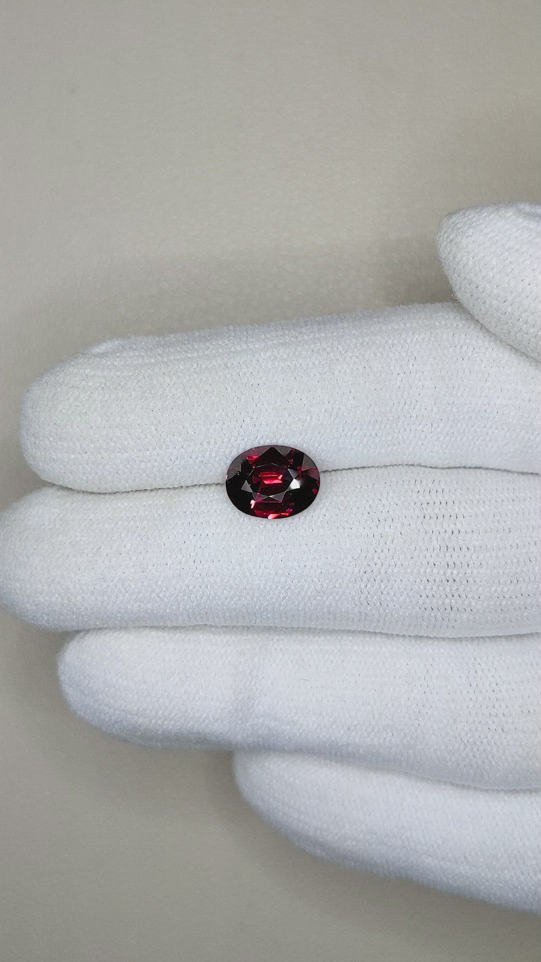 2.33 Ct. Garnet from Ceylon (Sri Lanka) Size Video