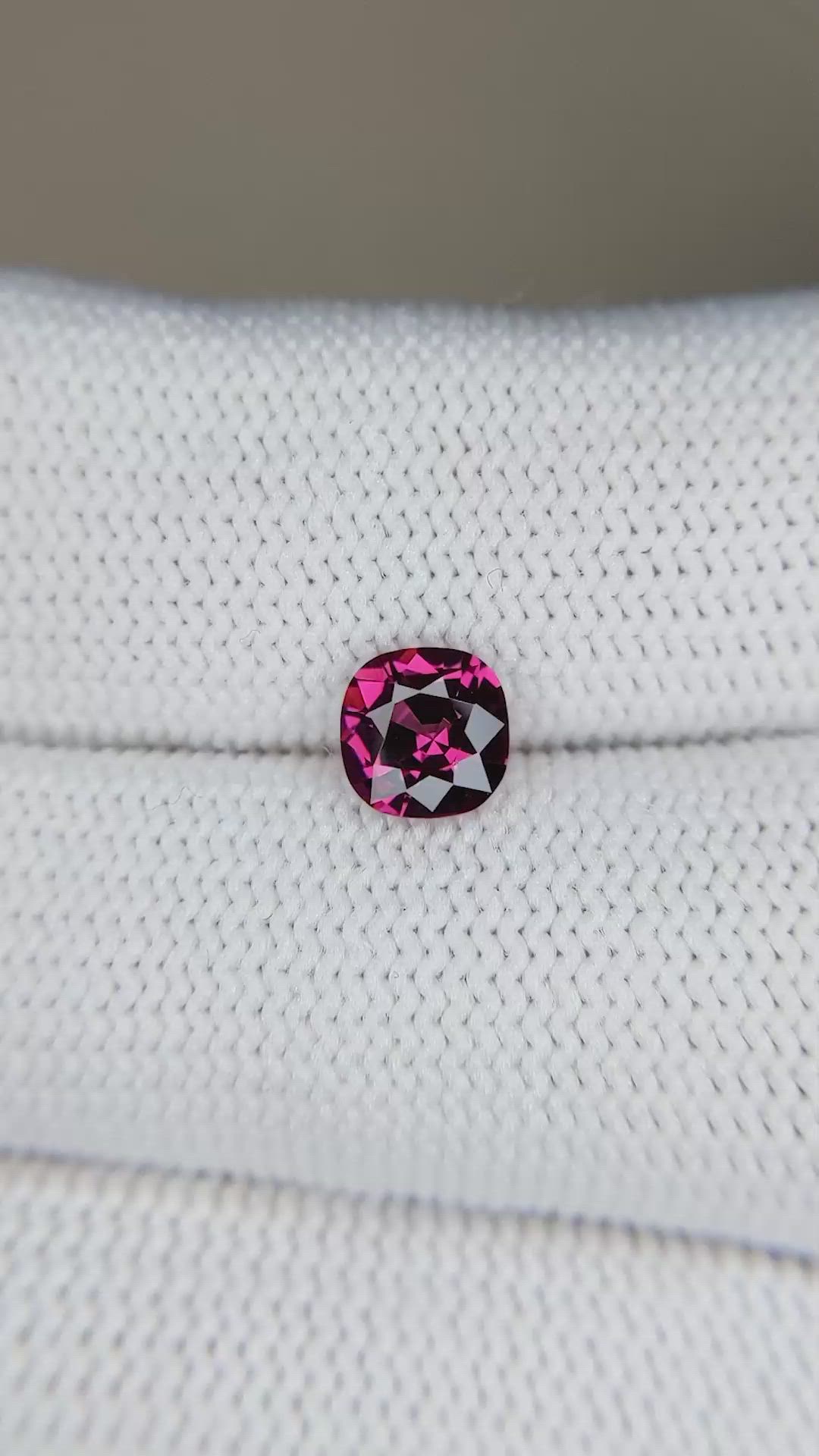 0.77 Ct. Rhodolite Garnet from Ceylon (Sri Lanka) Size Video