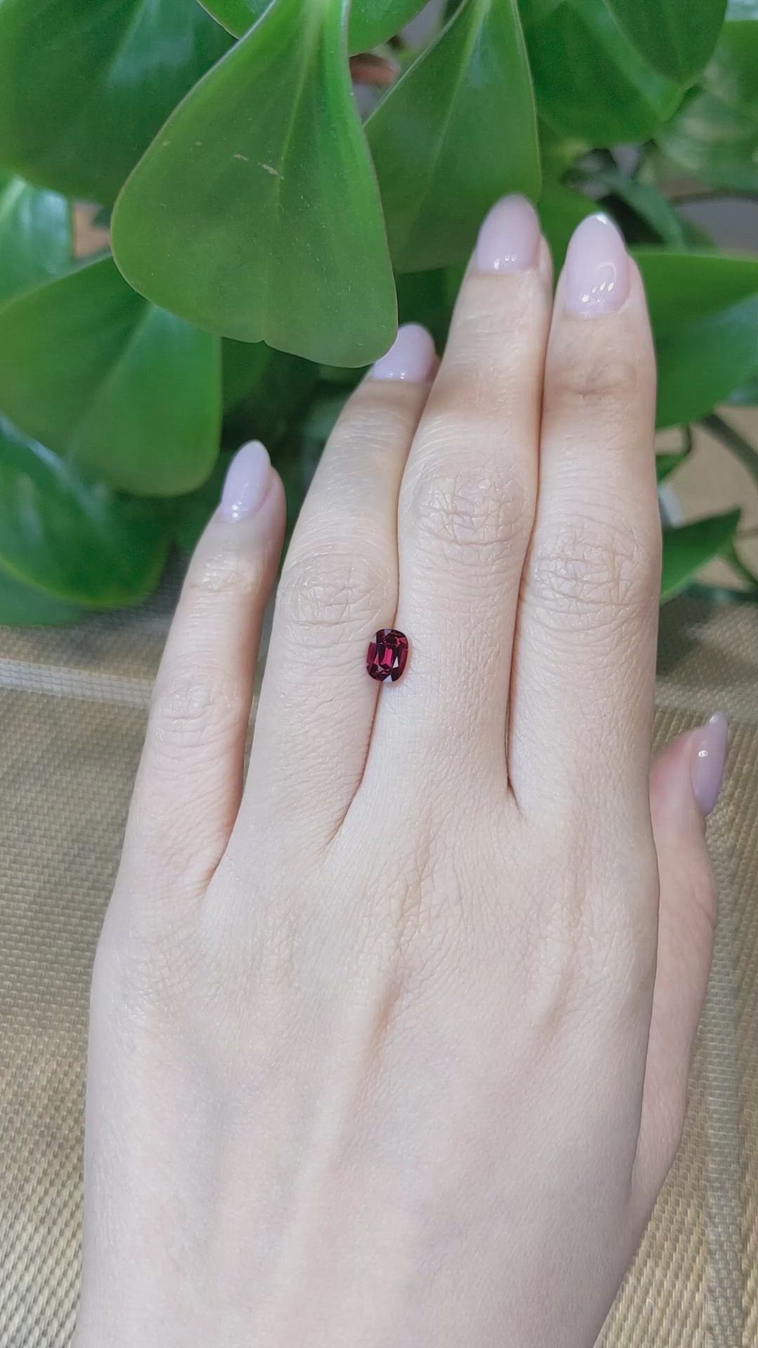 1.01 Ct. Garnet from Ceylon (Sri Lanka) Size Video