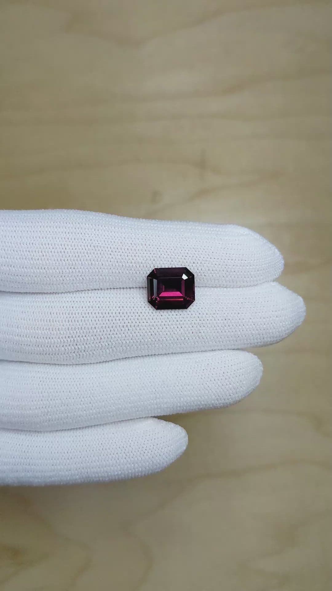 4.48 Ct. Spinel from Ceylon (Sri Lanka) Size Video