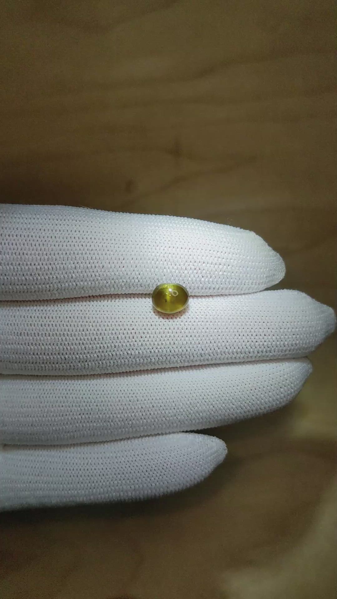 2.53 Ct. Cabochon Chrysoberyl from Ceylon (Sri Lanka) Size Video
