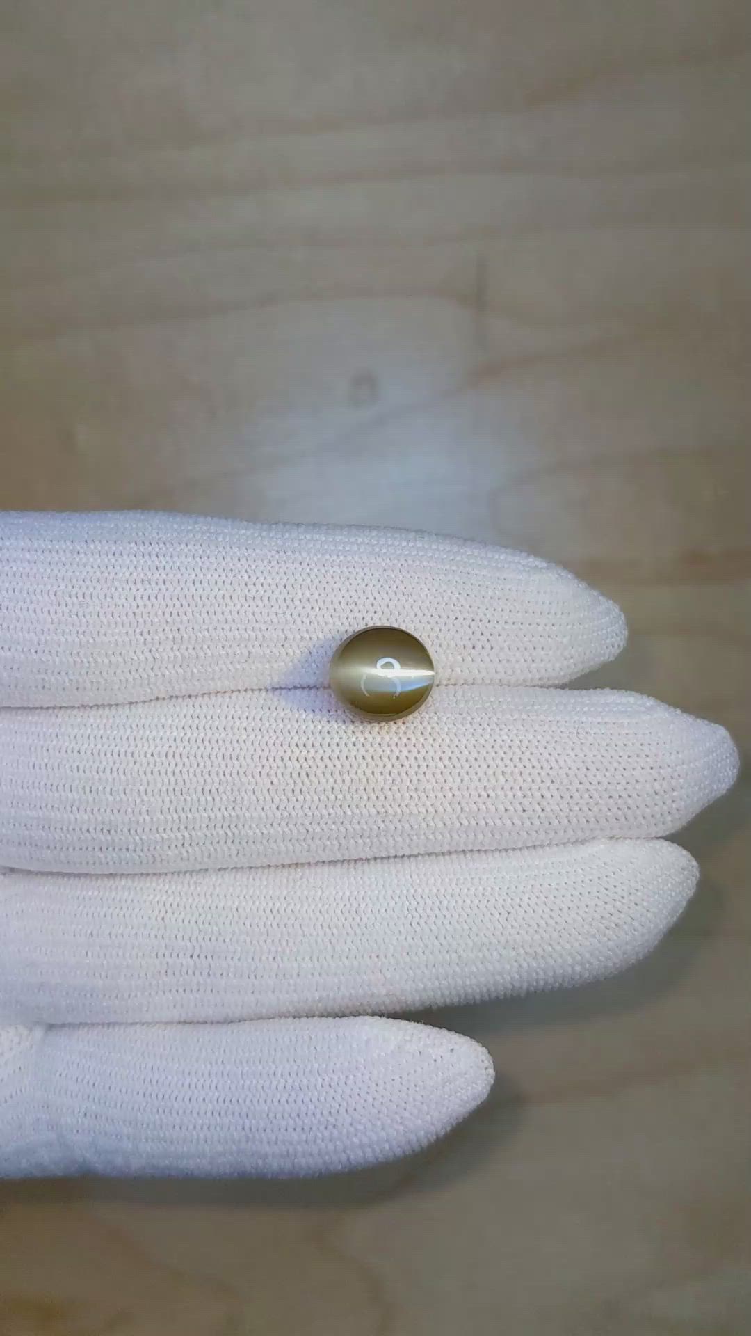 6.53 Ct. Chrysoberyl from Ceylon (Sri Lanka) Size Video