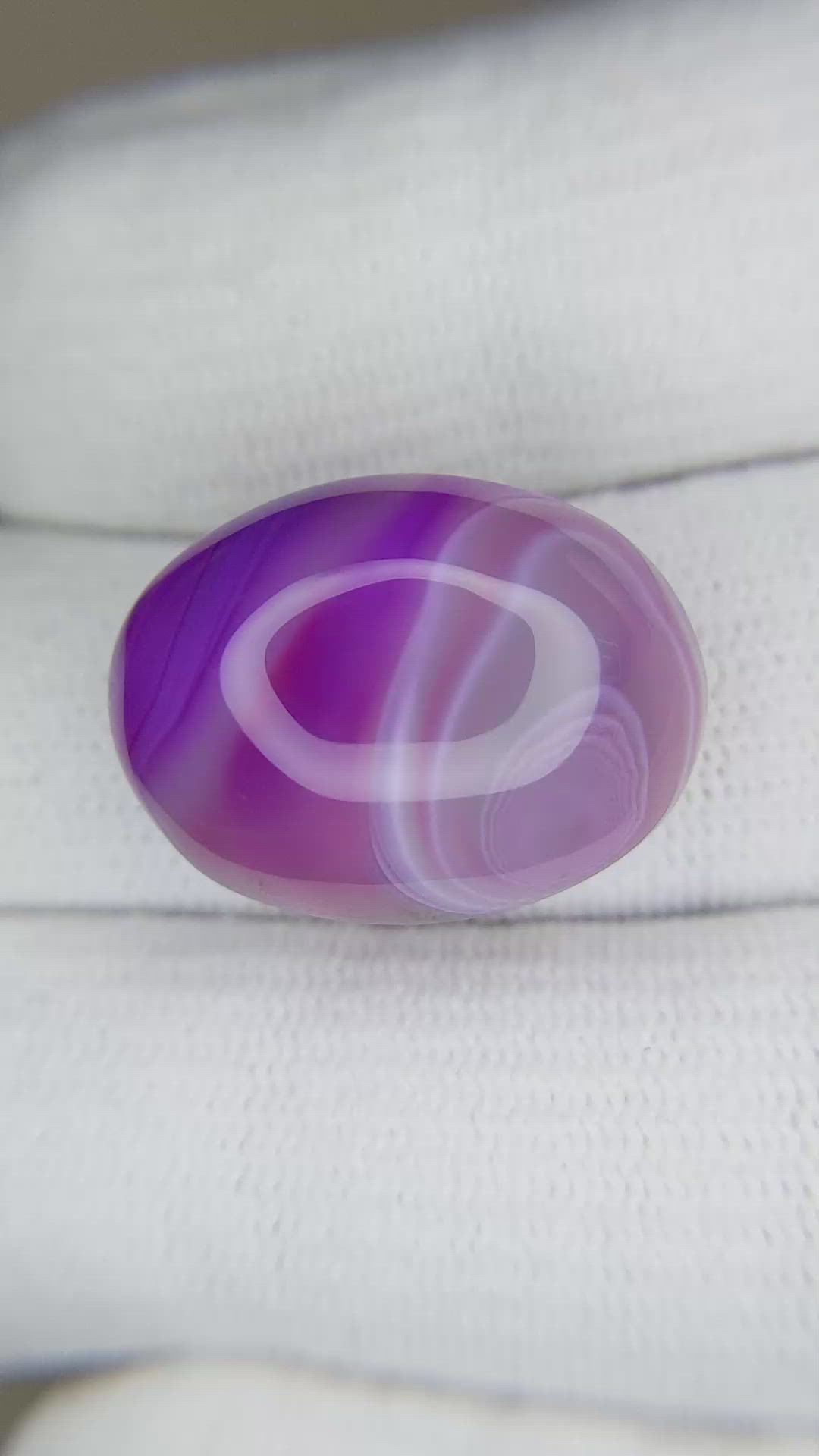 22.64 Ct. Cabochon Agate from Namibia Size Video