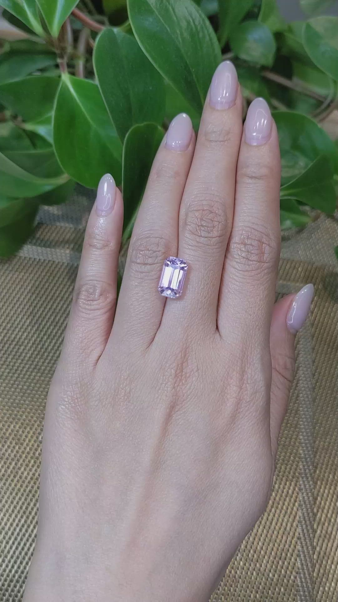 5.24 Ct. Kunzite from Afghanistan Size Video