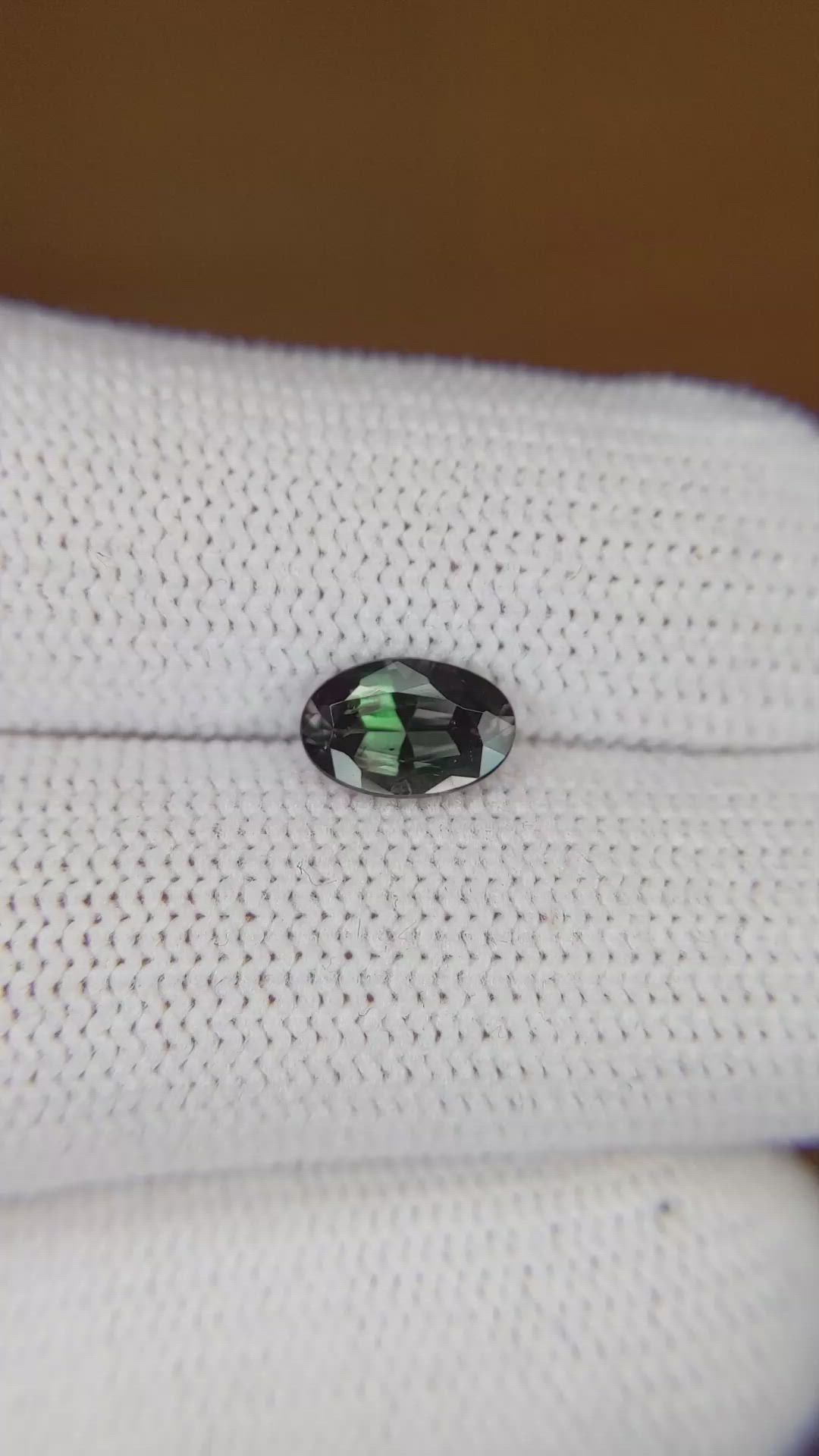 0.93 Ct. Alexandrite from Brazil Size Video