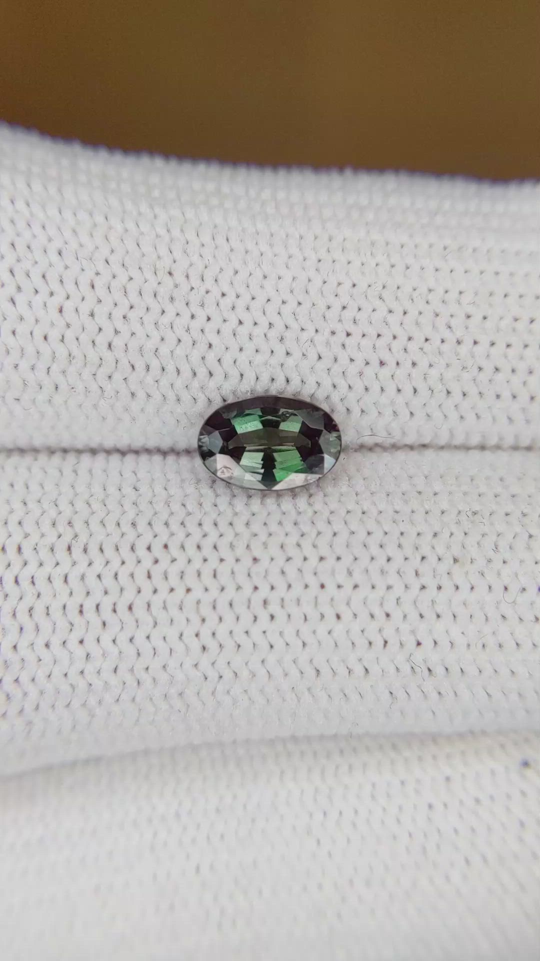 1.00 Ct. Alexandrite from Brazil Size Video