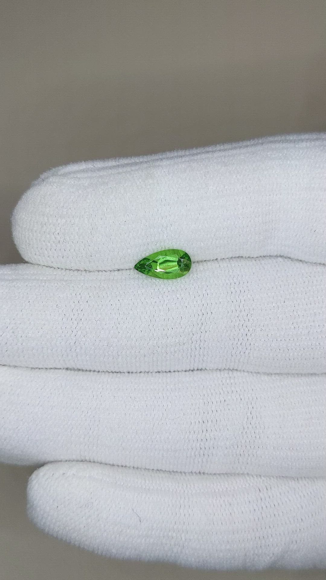 1.08 Ct. Tsavorite Garnet from Tanzania Size Video