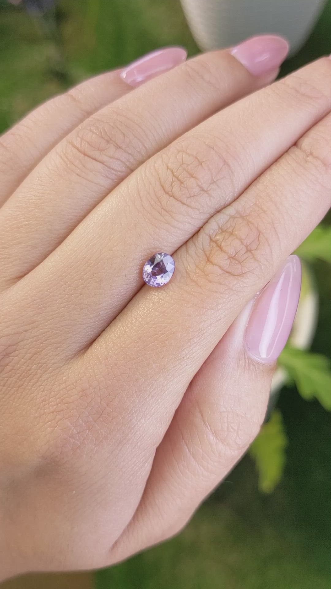 1.00 Ct. Spinel from Ceylon (Sri Lanka) Size Video