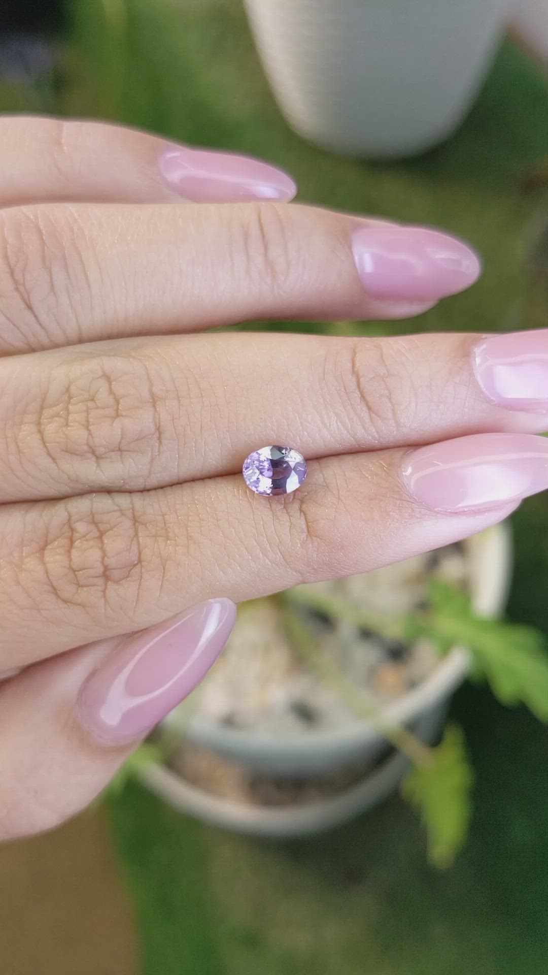 1.00 Ct. Spinel from Ceylon (Sri Lanka) Size Video