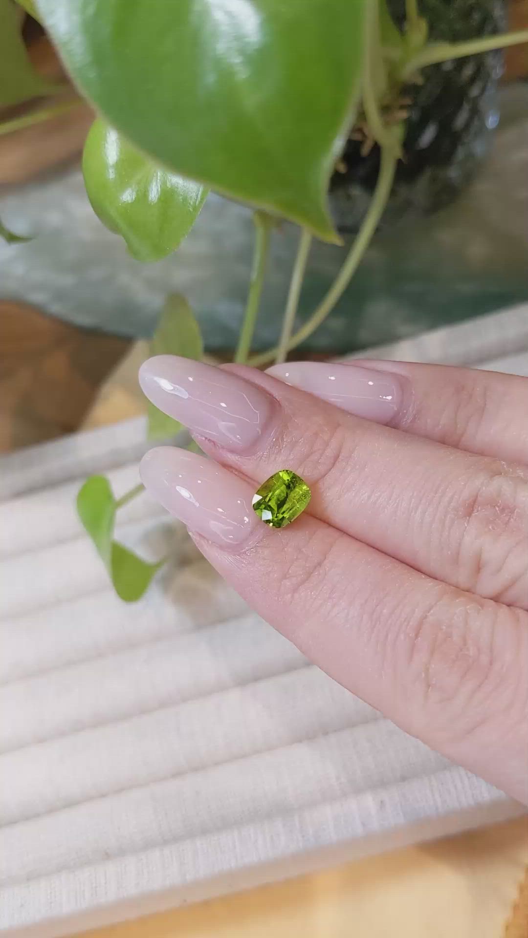 1.86 Ct. Peridot from Pakistan Size Video