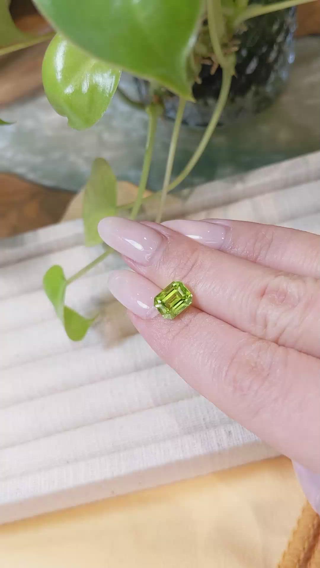 2.80 Ct. Peridot from Pakistan Size Video