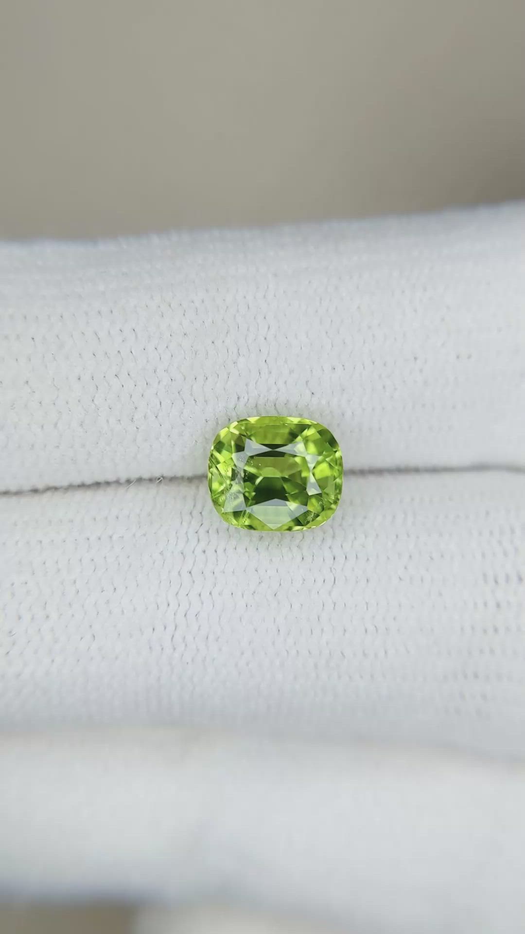 2.00 Ct. Peridot from Pakistan Size Video