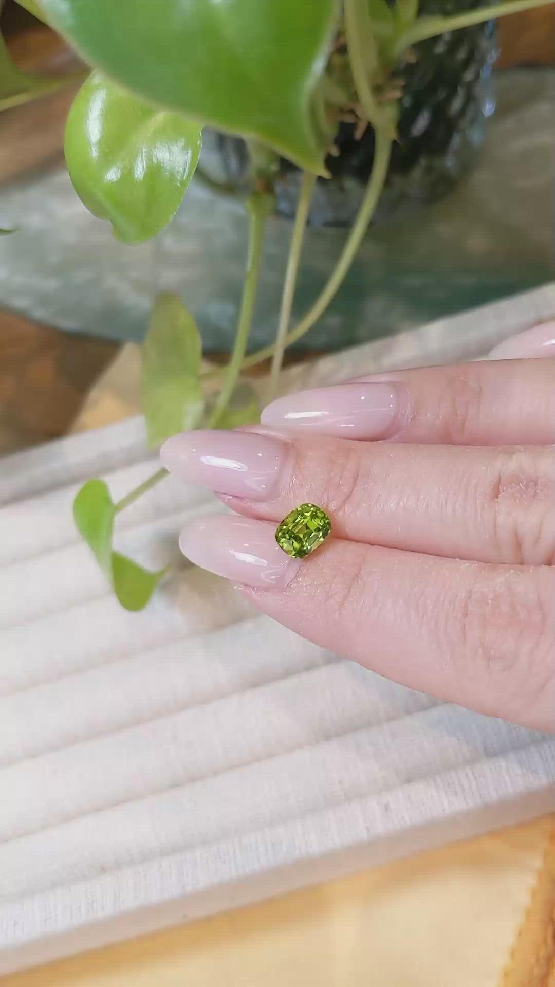 1.71 Ct. Peridot from Pakistan Size Video