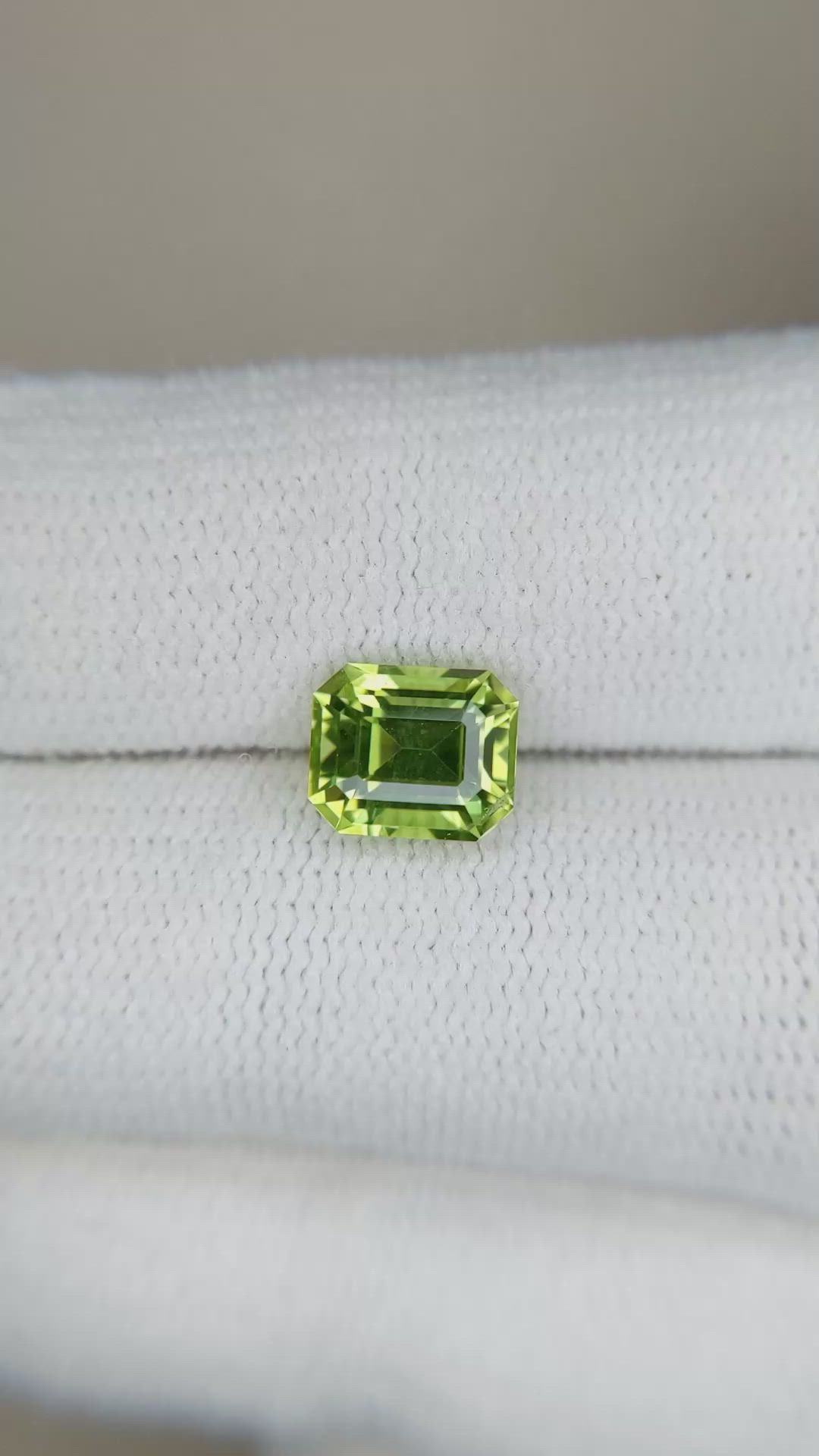 1.83 Ct. Yellowish Green Peridot from Pakistan Size Video