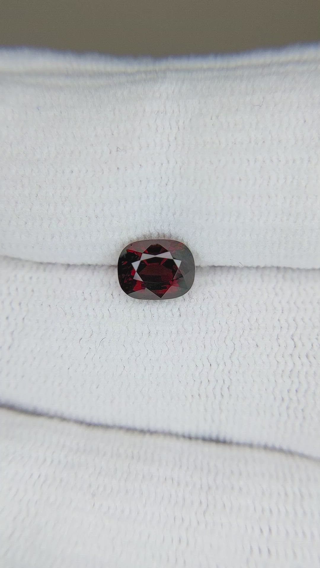 1.30 Ct. Spinel from Burma (Myanmar) Size Video