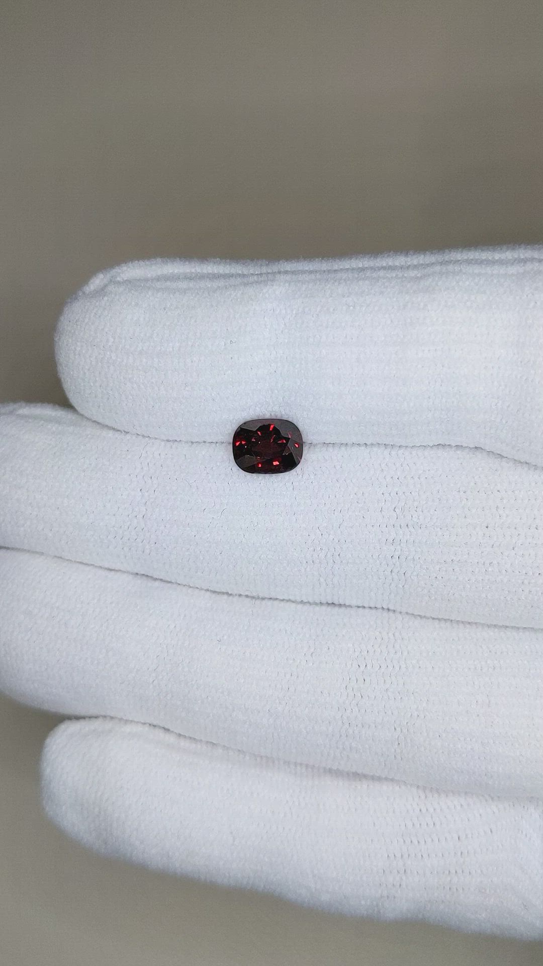 1.30 Ct. Spinel from Burma (Myanmar) Size Video