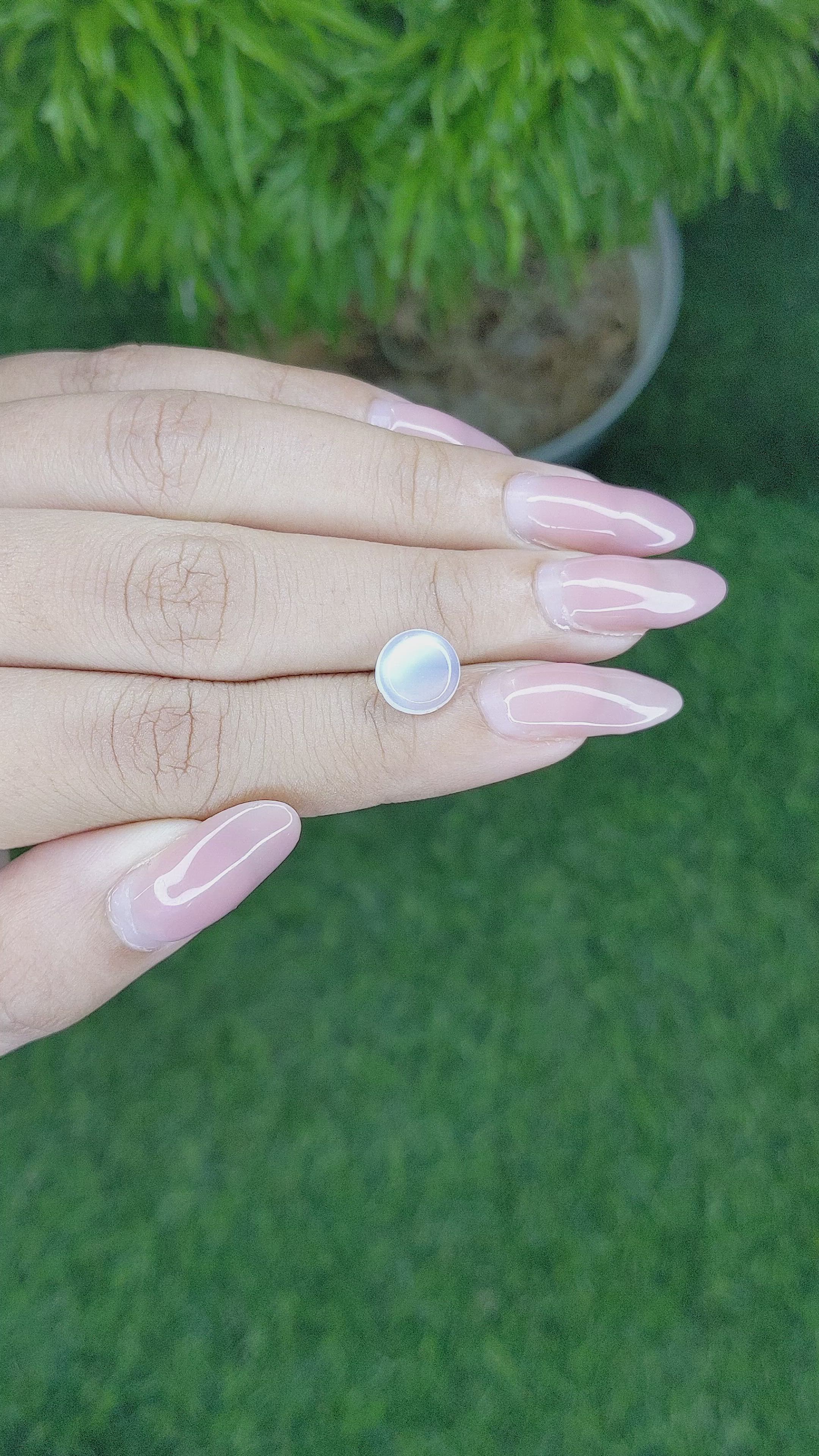 2.00 Ct. Cabochon Moonstone from Madagascar Size Video