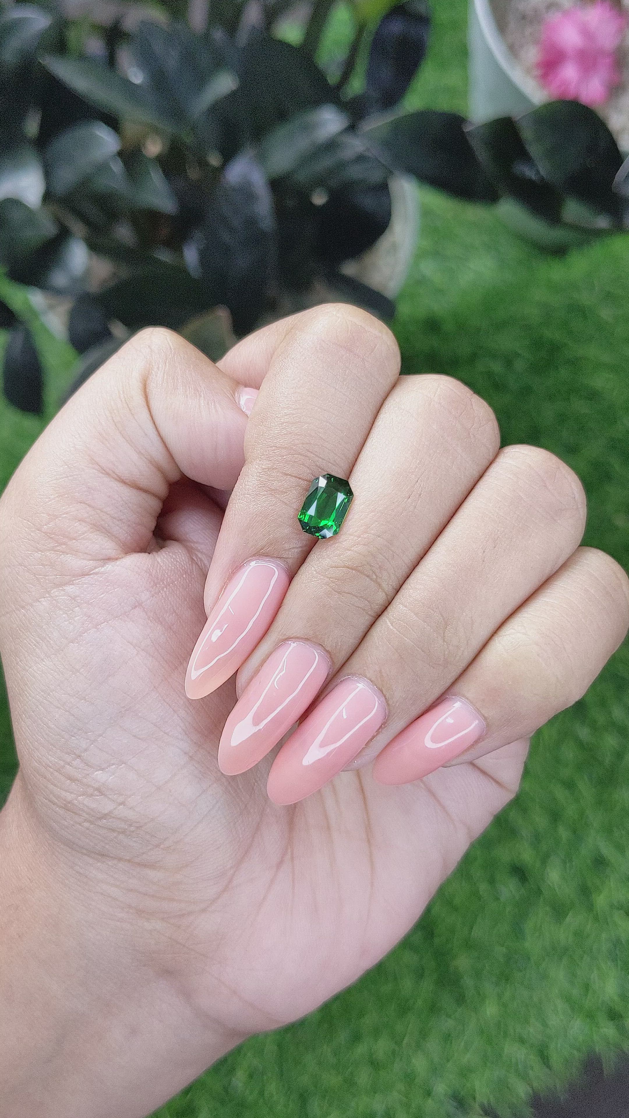 1.52 Ct. Tsavorite Garnet from Tanzania Size Video