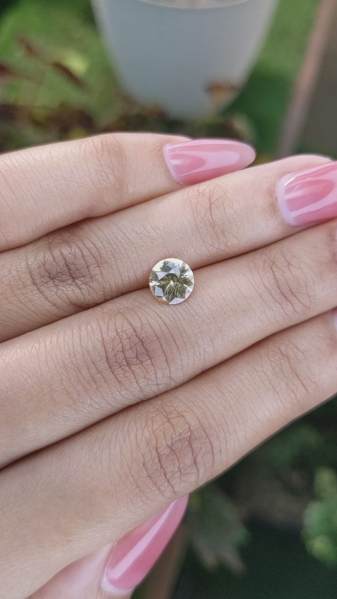 1.63 Ct. Zircon from Ceylon (Sri Lanka) Size Video